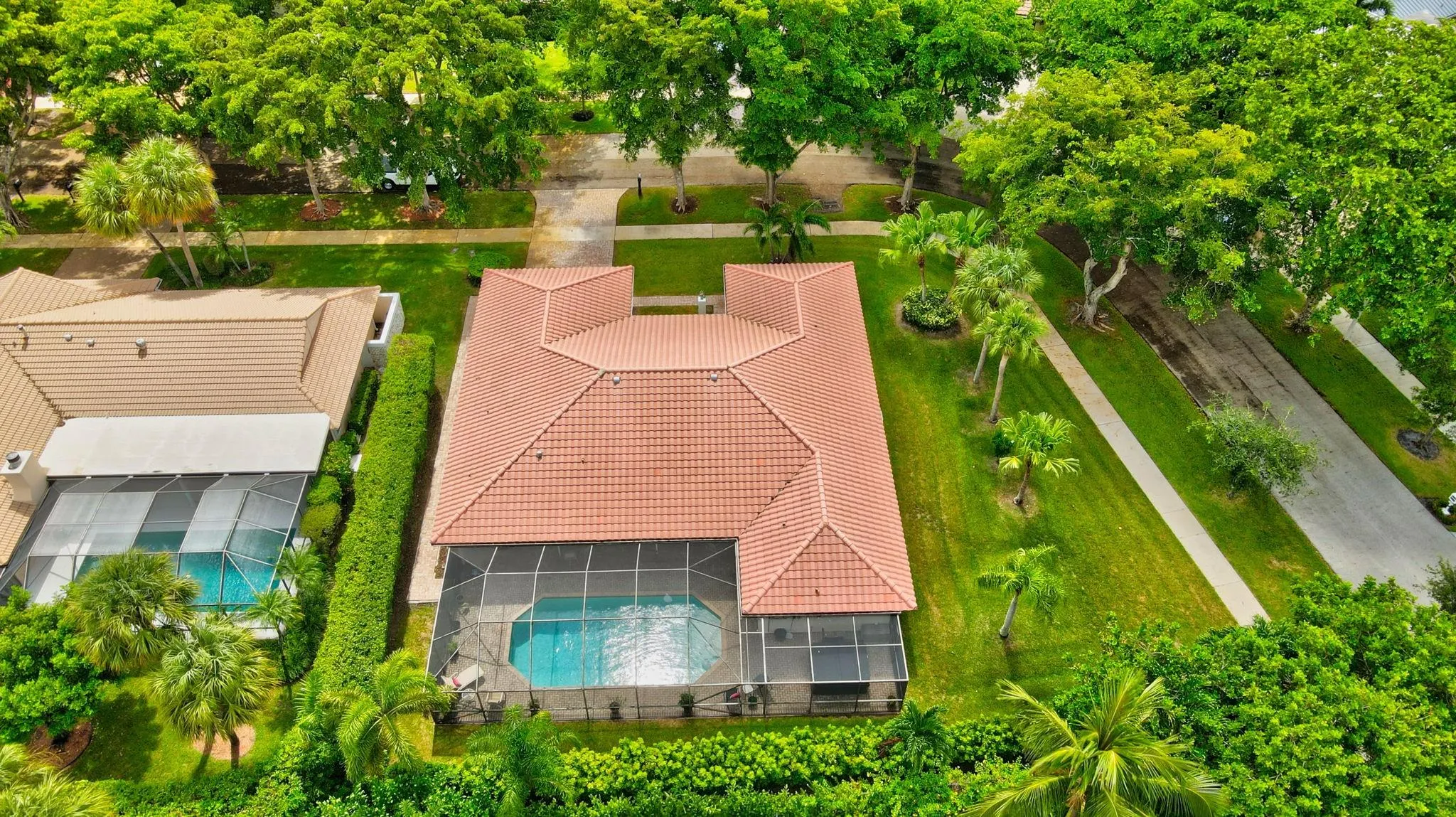243 WOODLAKE CIRCLE