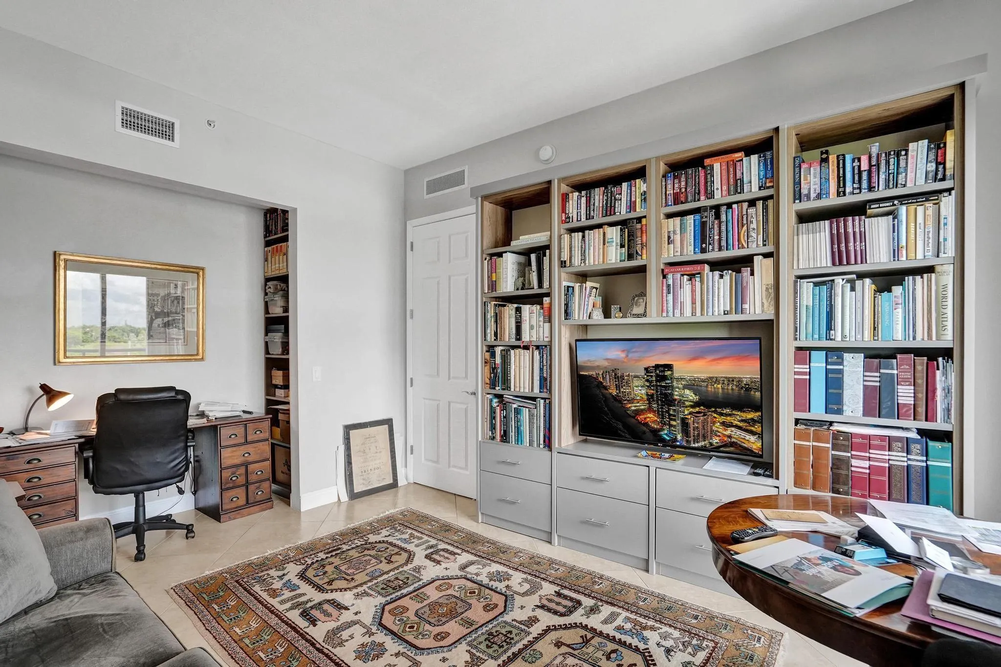 2633 NE 14th Ave, #400