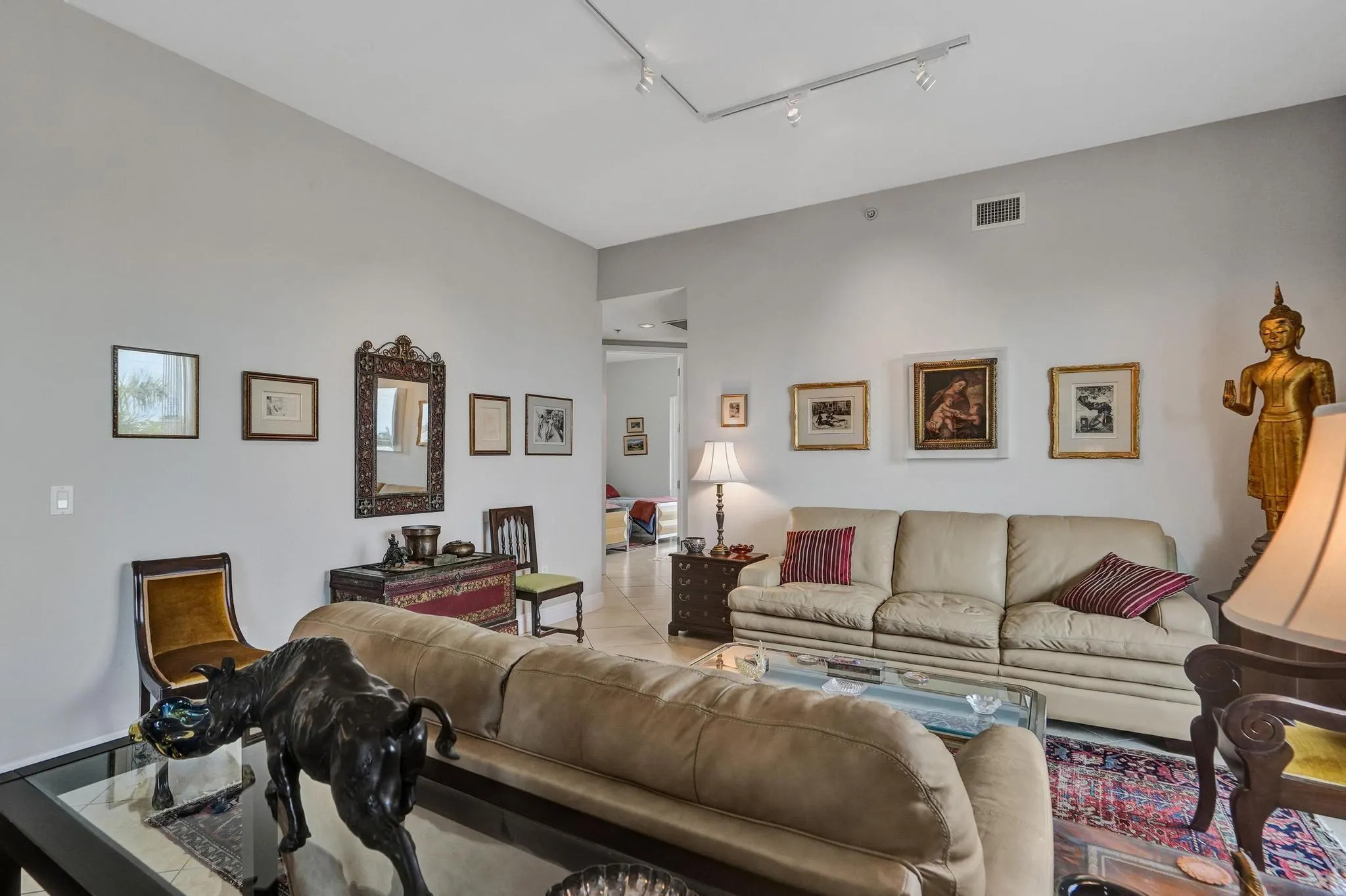 2633 NE 14th Ave, #400