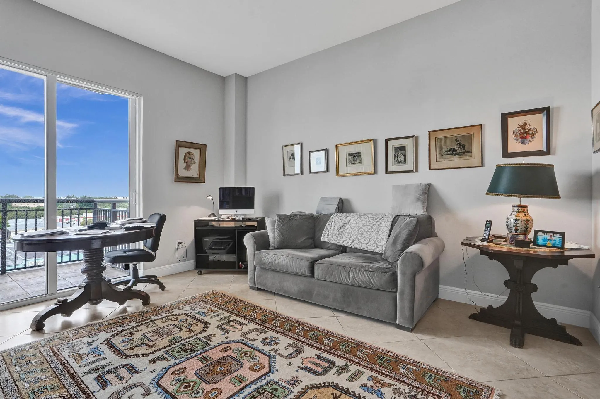 2633 NE 14th Ave, #400