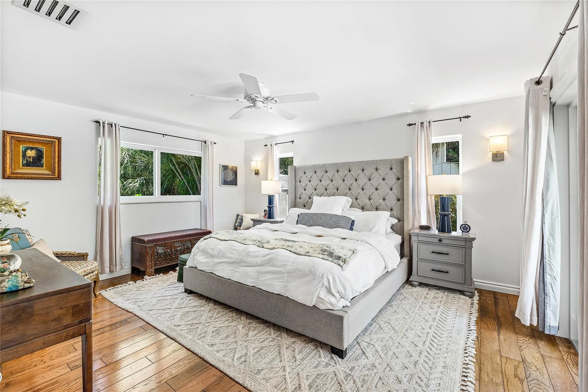 2642 NE 26th Ter