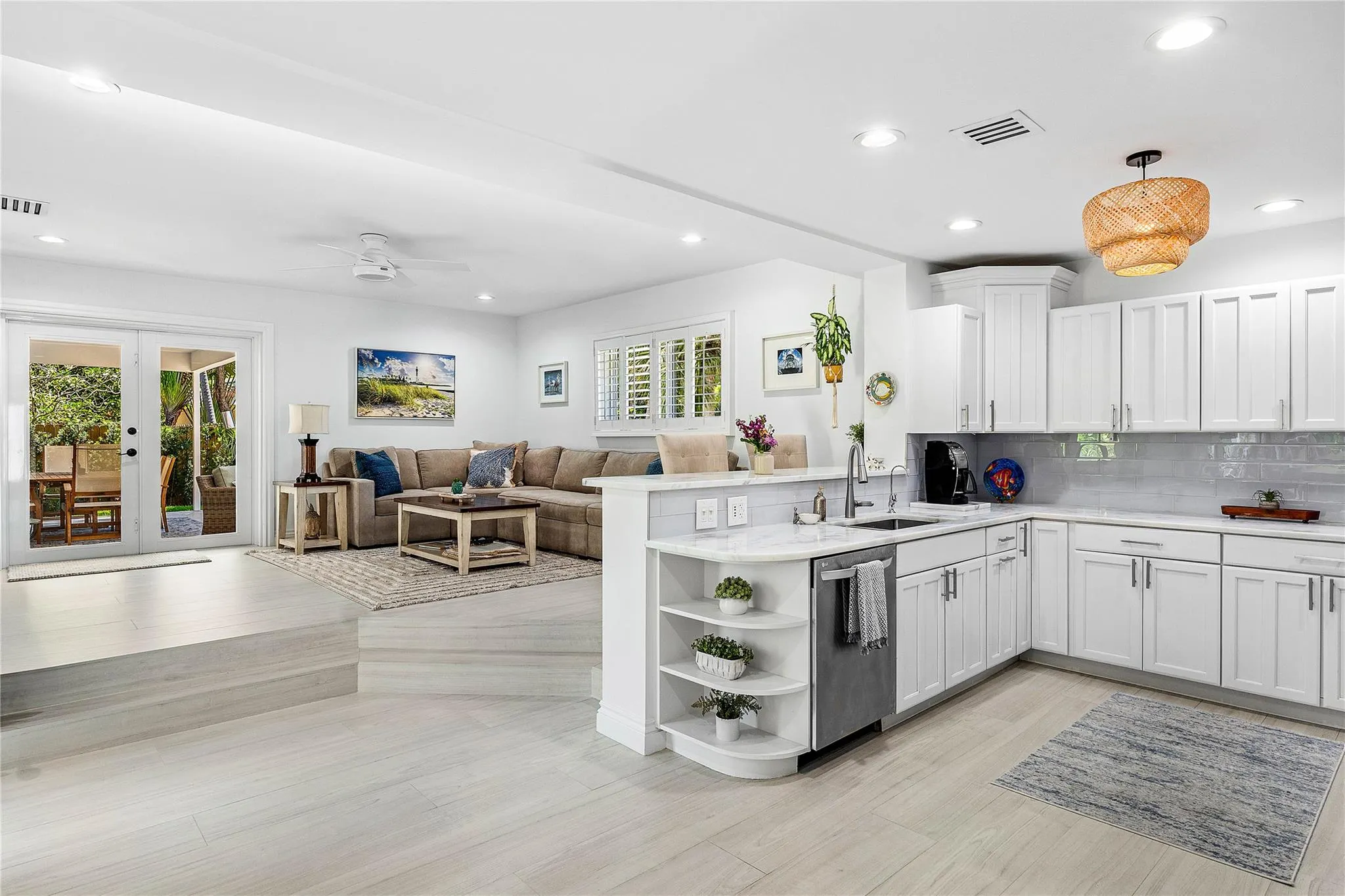 2642 NE 26th Ter