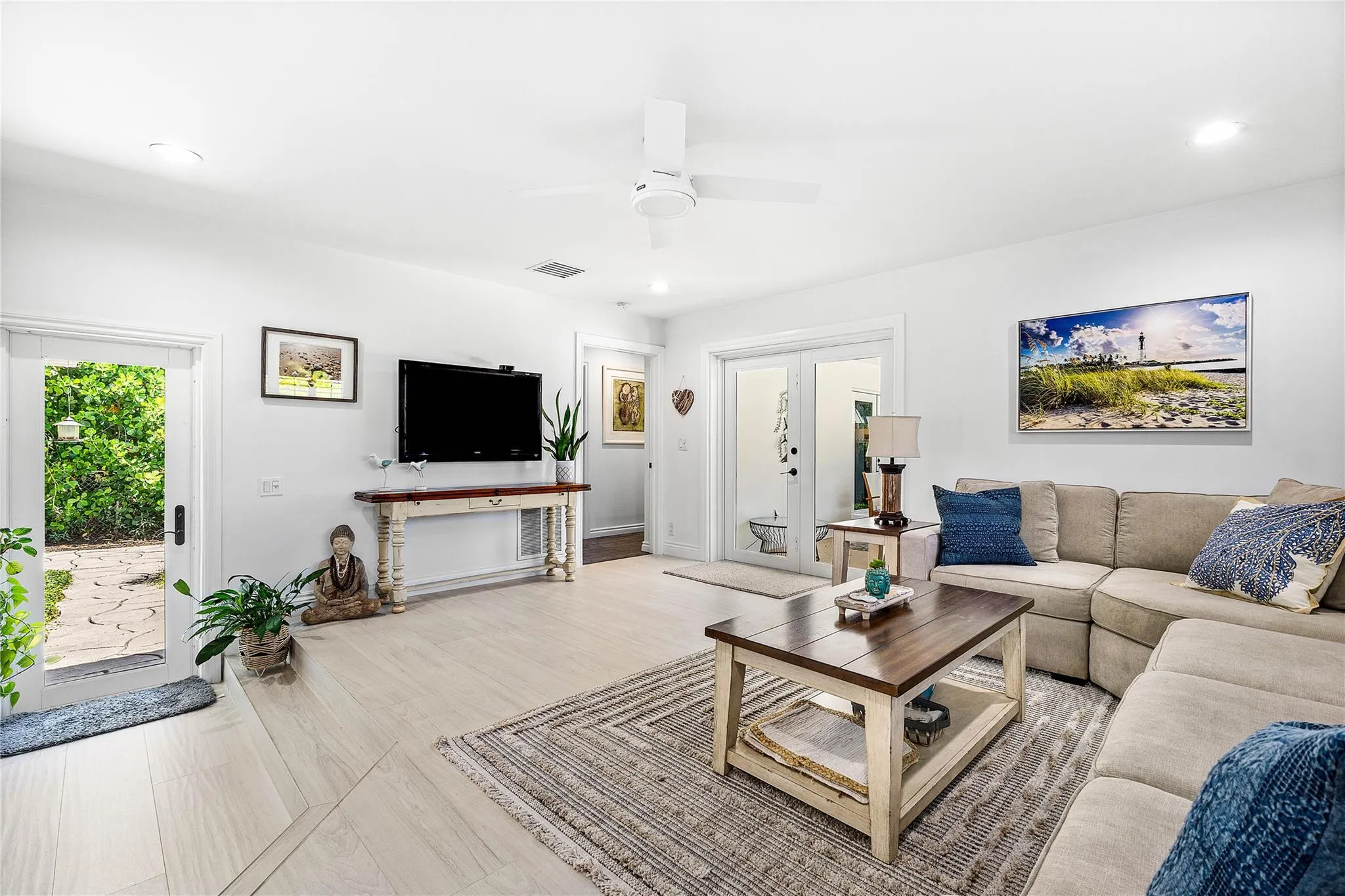 2642 NE 26th Ter