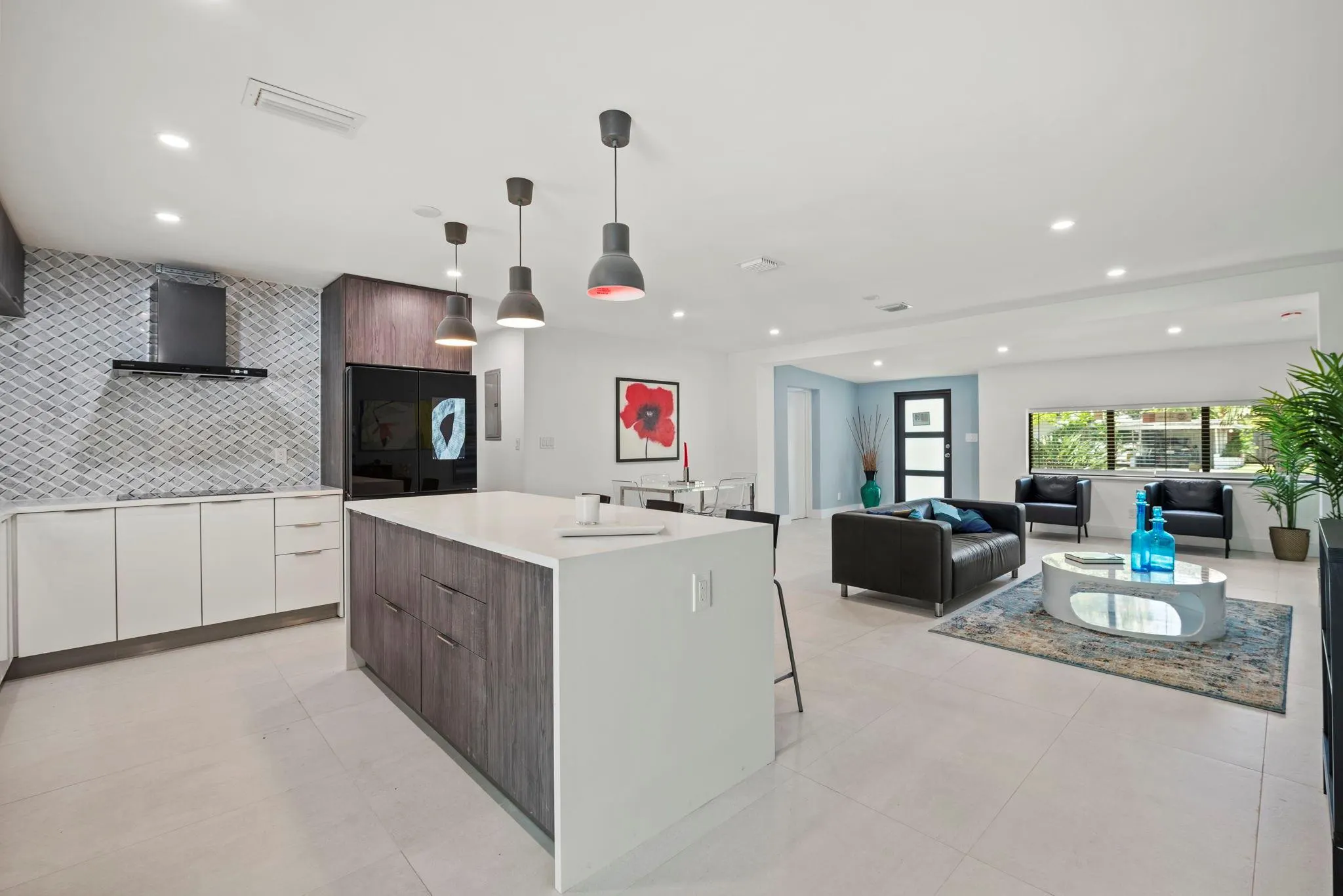 417 NE 26th Dr