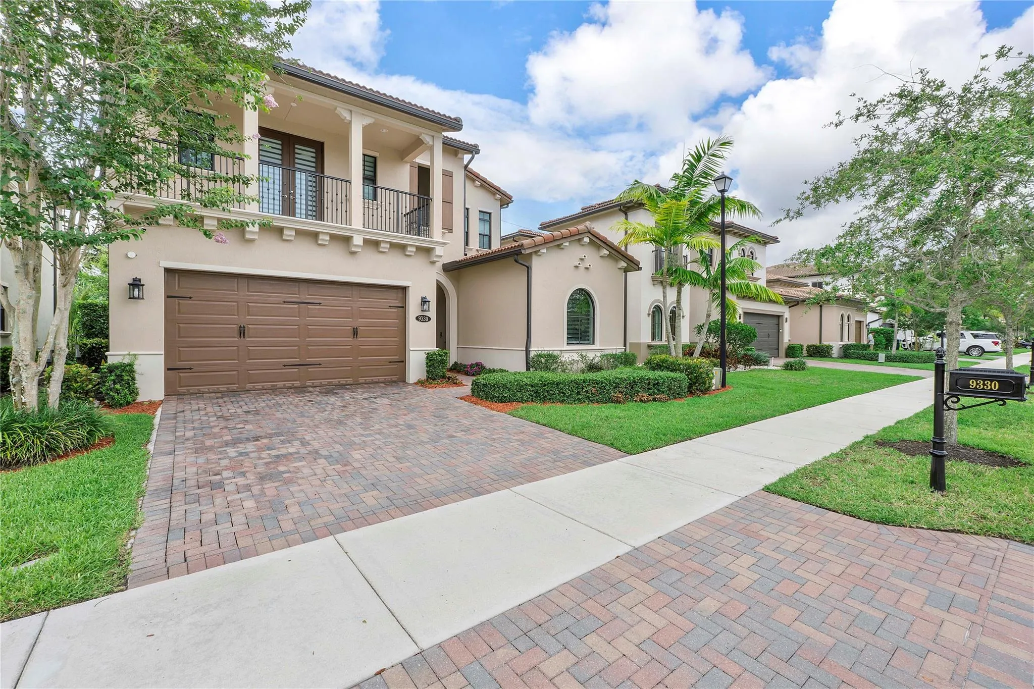 9330 Meridian Dr E