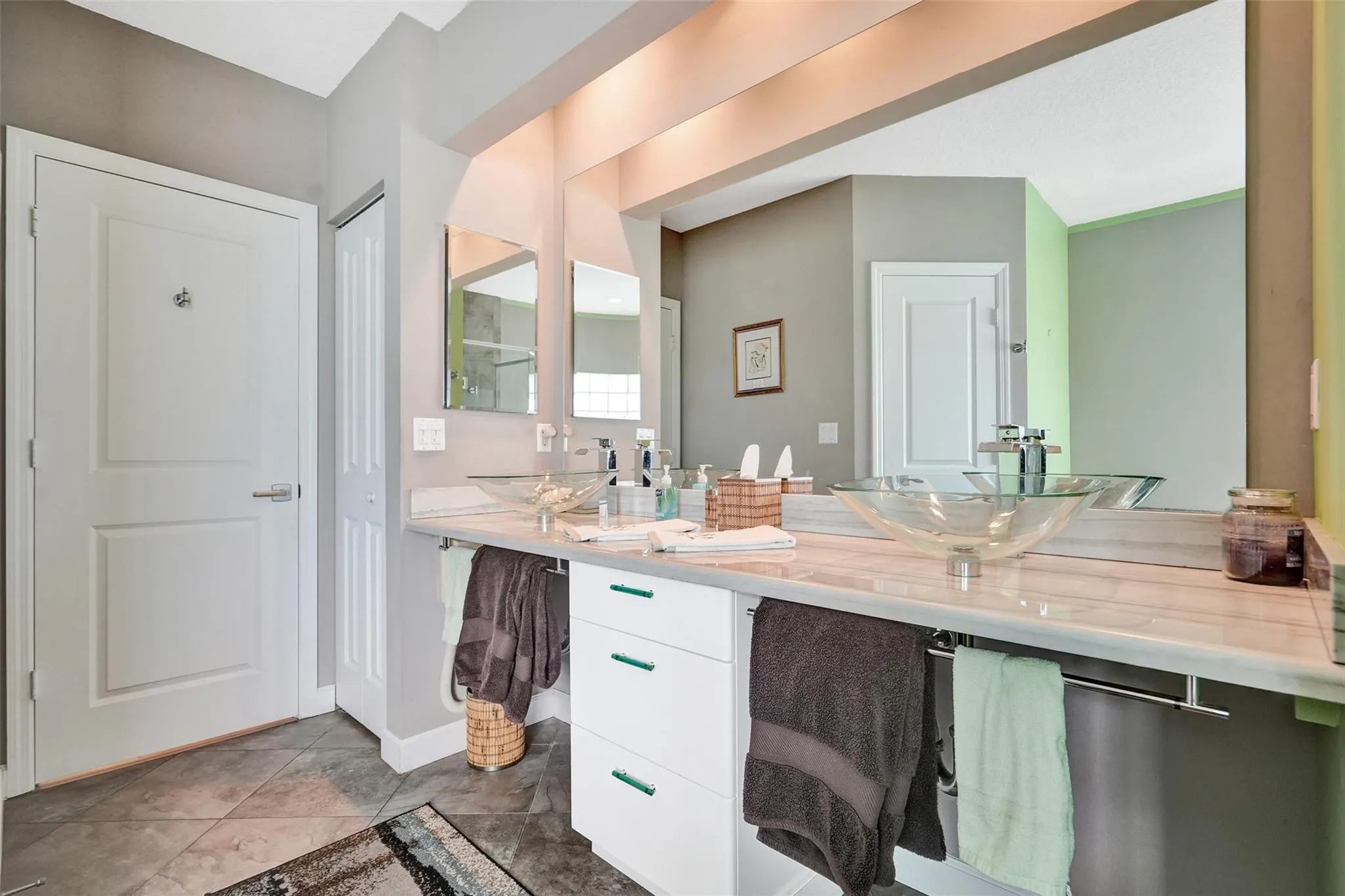 300 NW 21st Ct