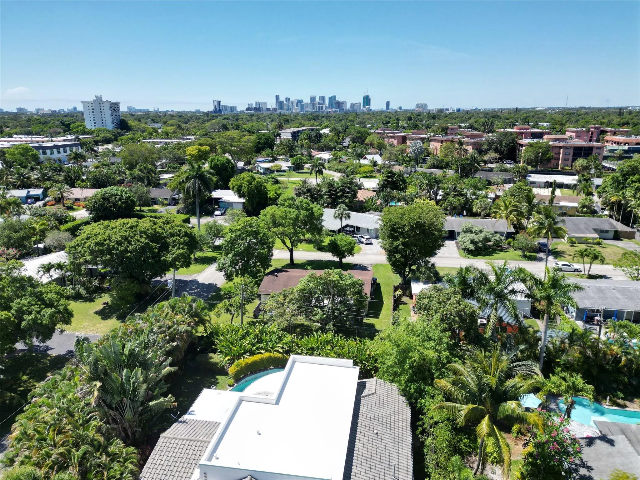 300 NW 21st Ct