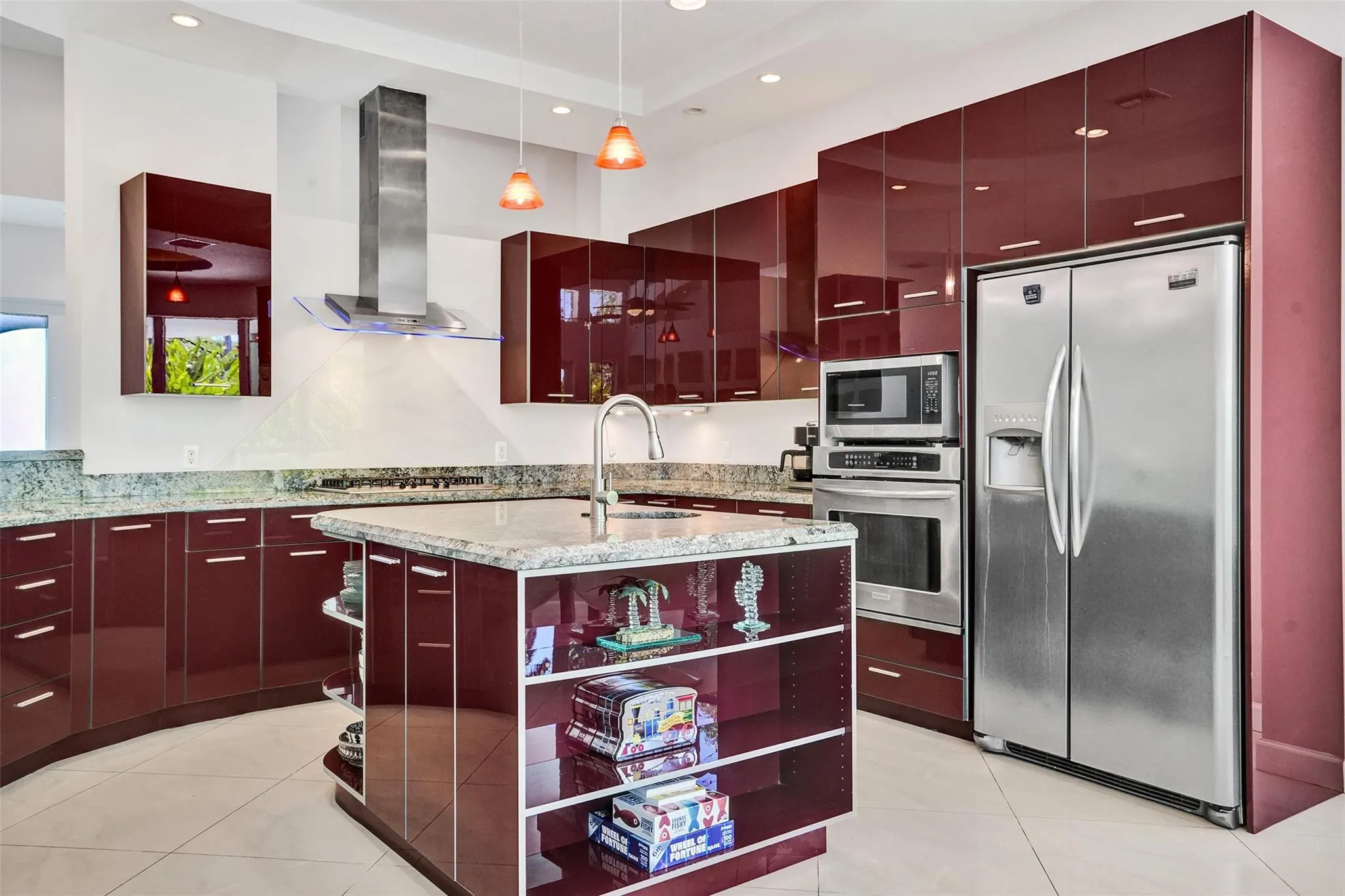 300 NW 21st Ct