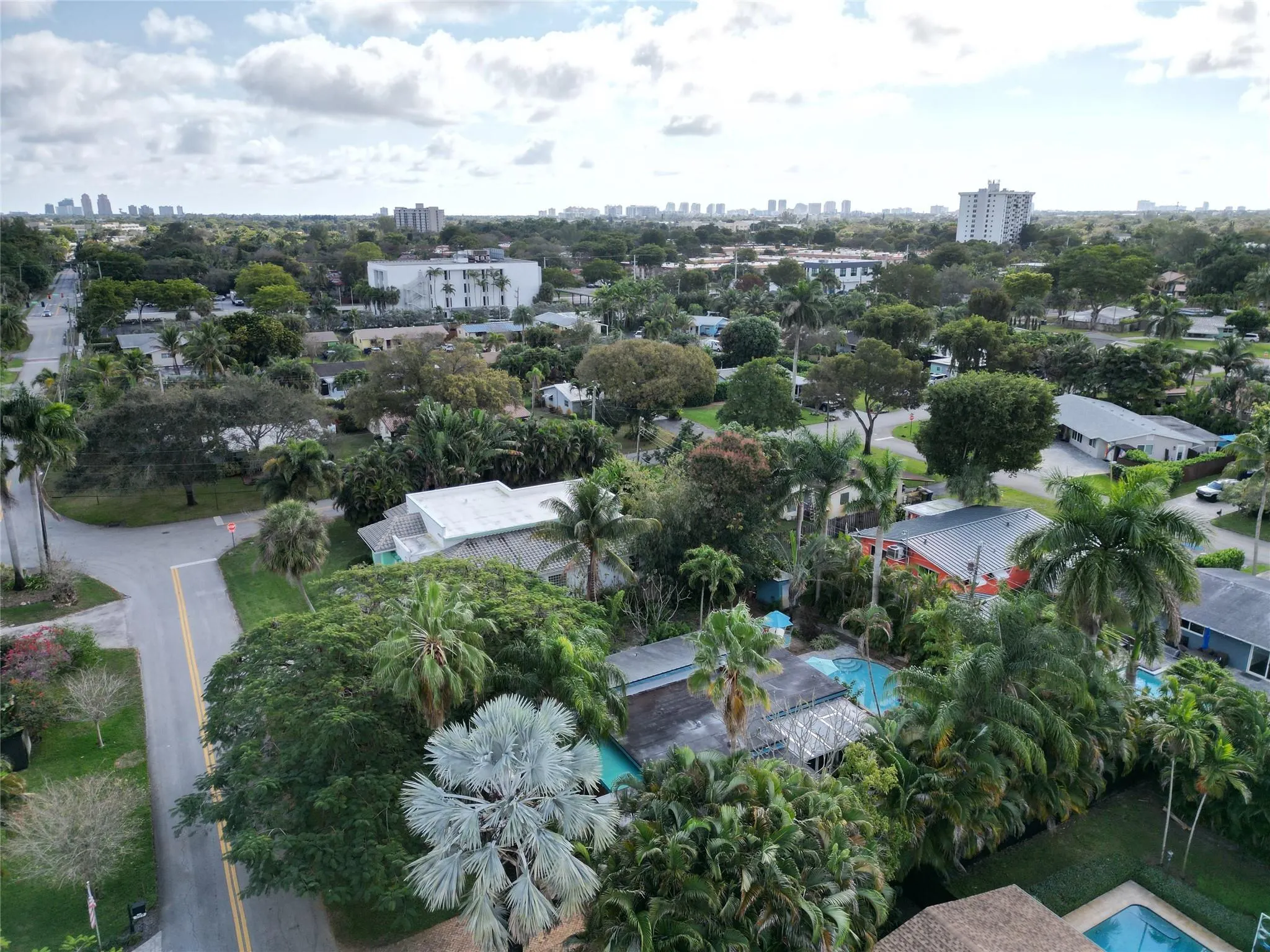300 NW 21st Ct