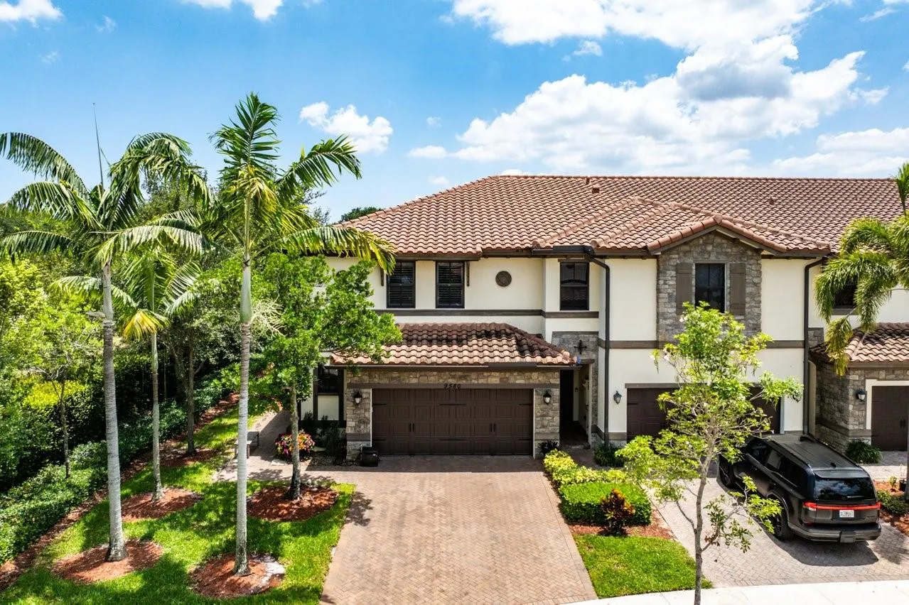 9580 Town Parc Cir S, #9580