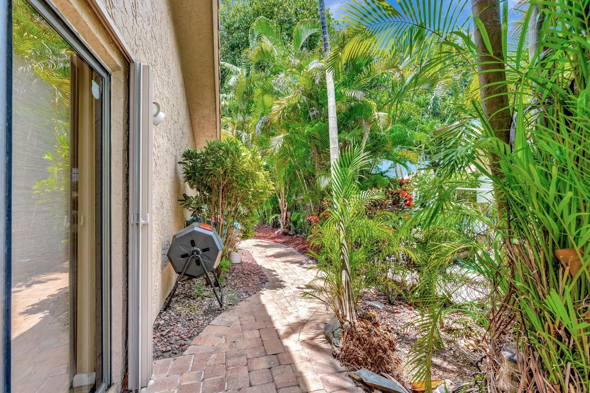 1988 NW 112th Ave