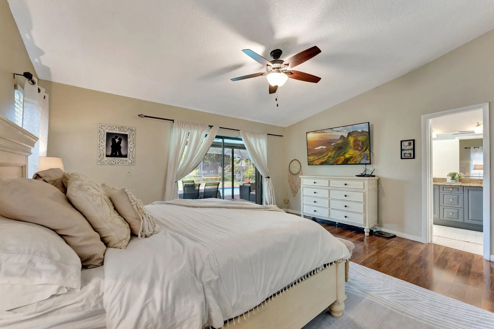 1988 NW 112th Ave