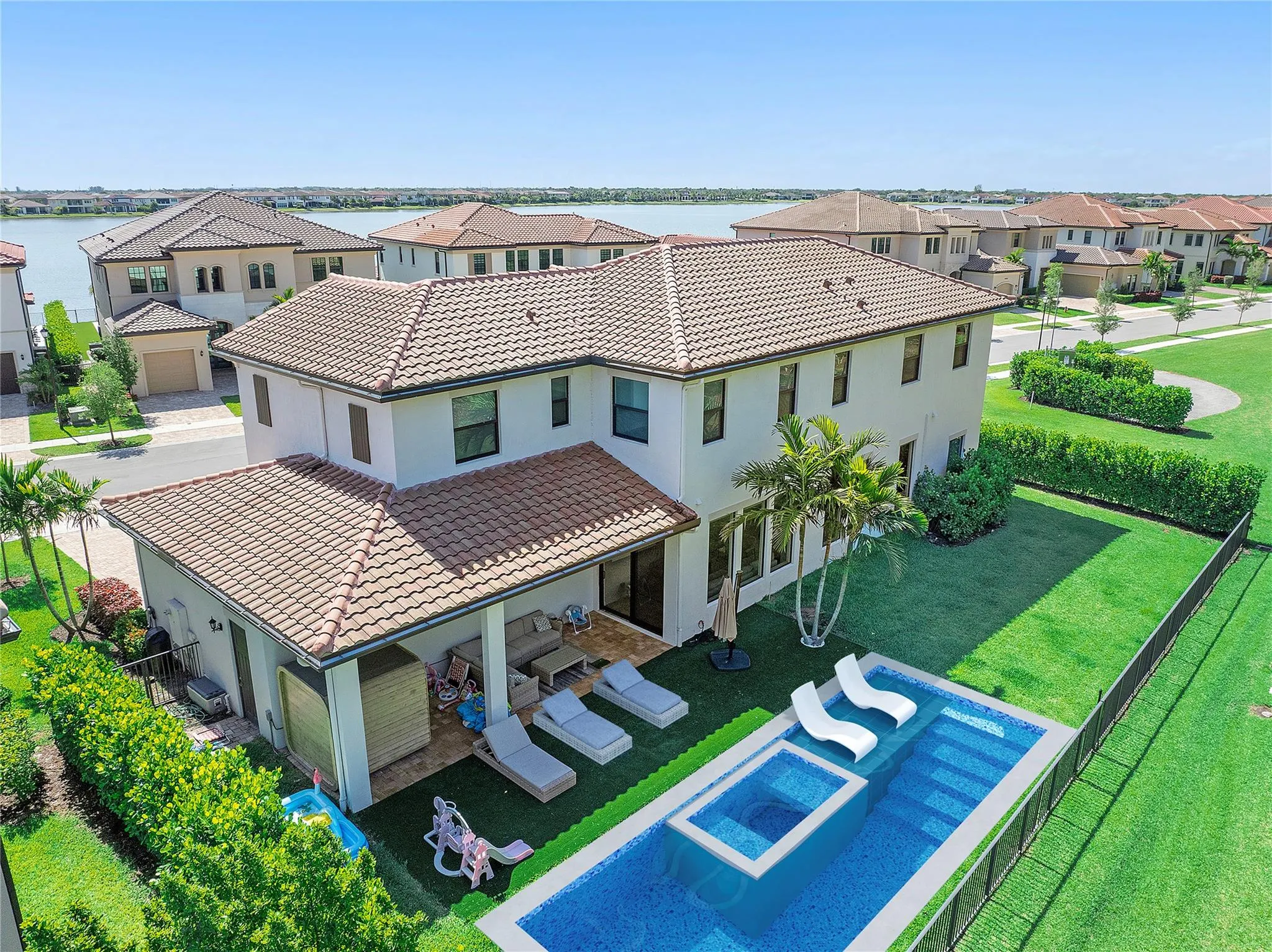 9015 W Parkland Bay Trl