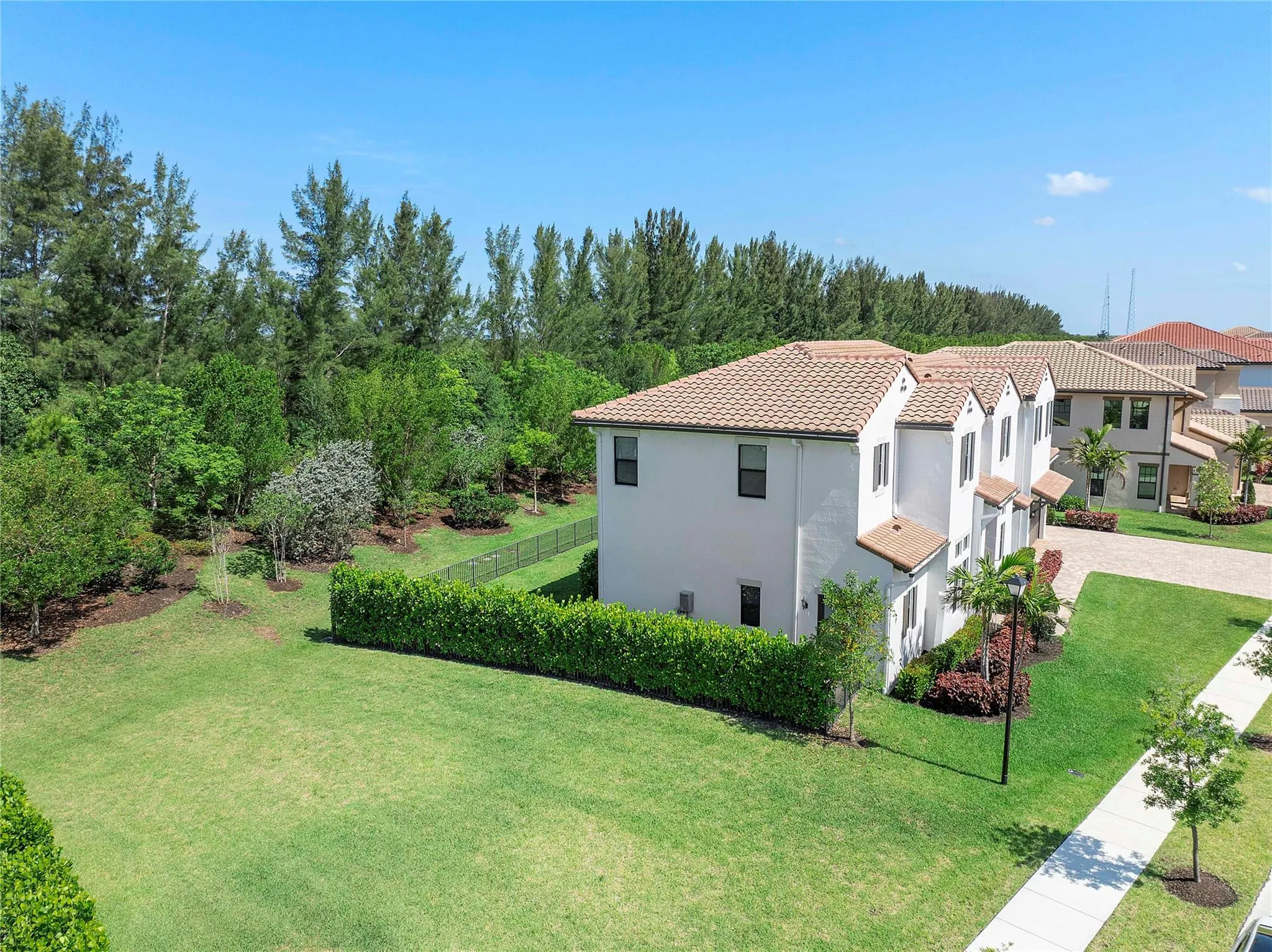 9015 W Parkland Bay Trl