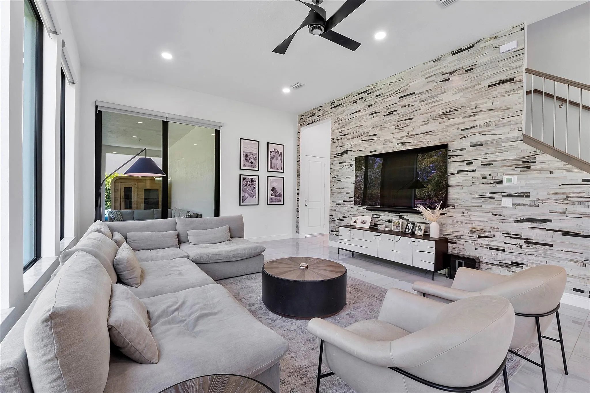 9015 W Parkland Bay Trl
