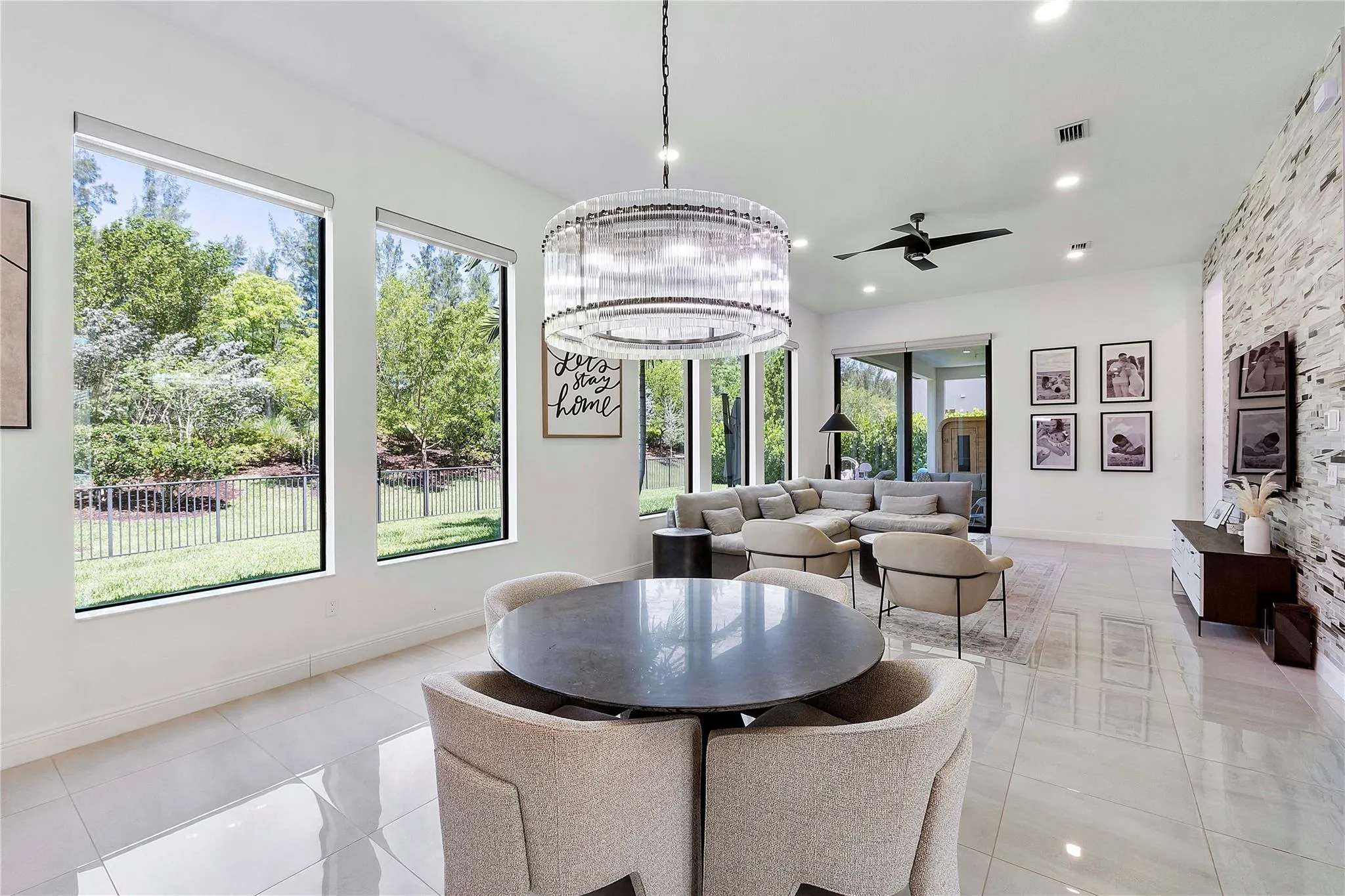 9015 W Parkland Bay Trl