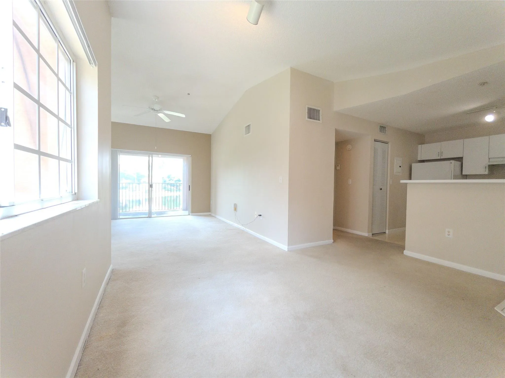 2041 Renaissance Blvd, #202