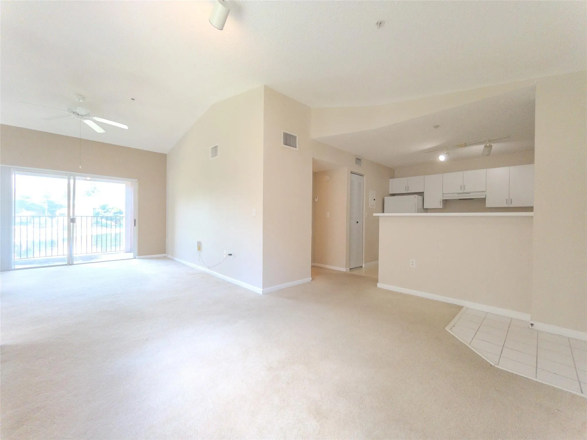 2041 Renaissance Blvd, #202