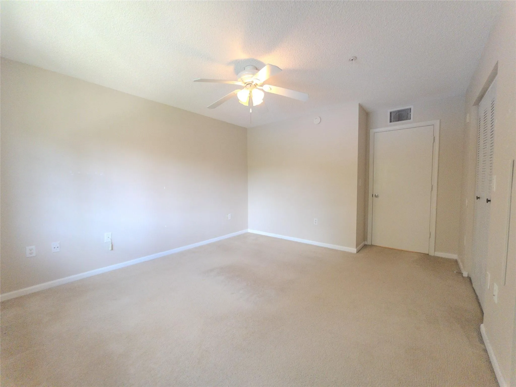 2041 Renaissance Blvd, #202