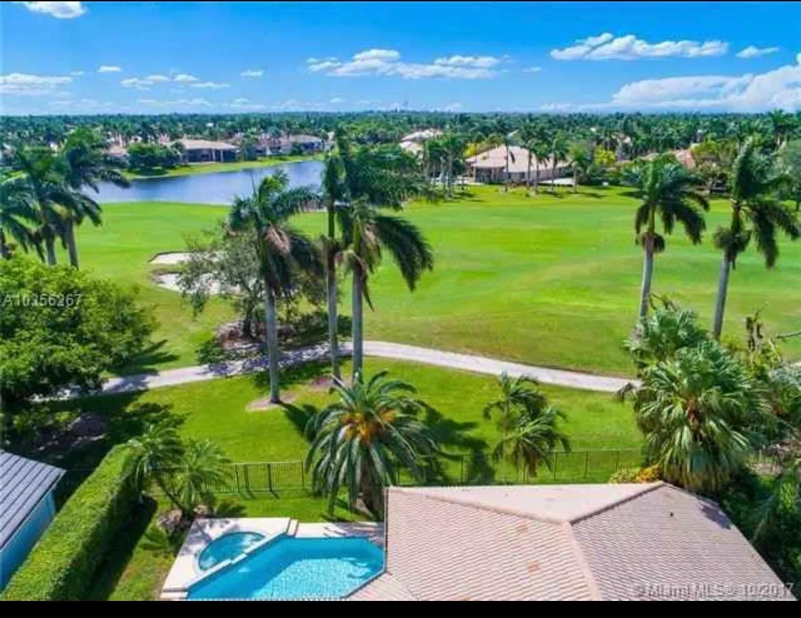 2481 Eagle Run Dr