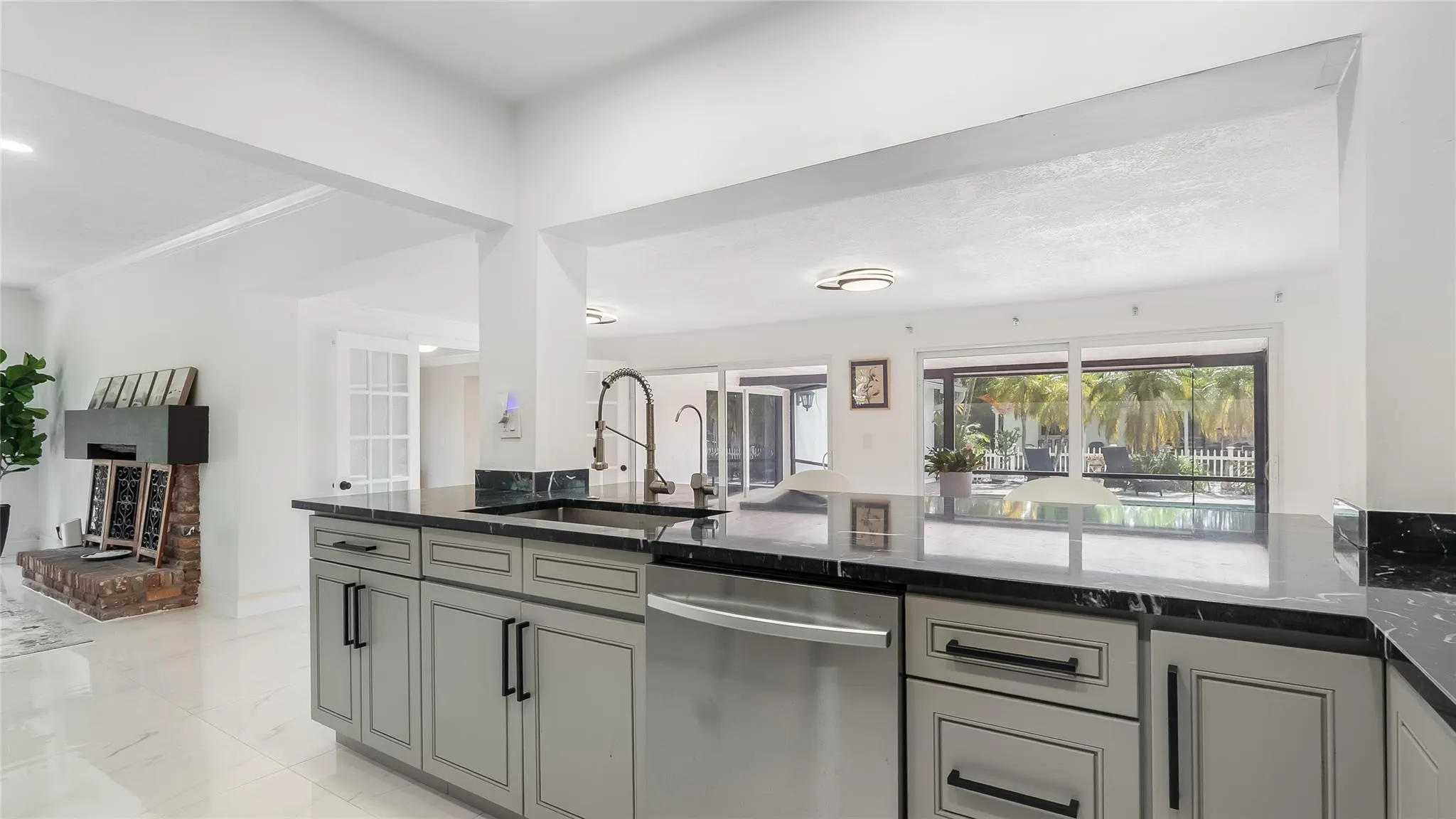 7601 NW 82nd Terrace