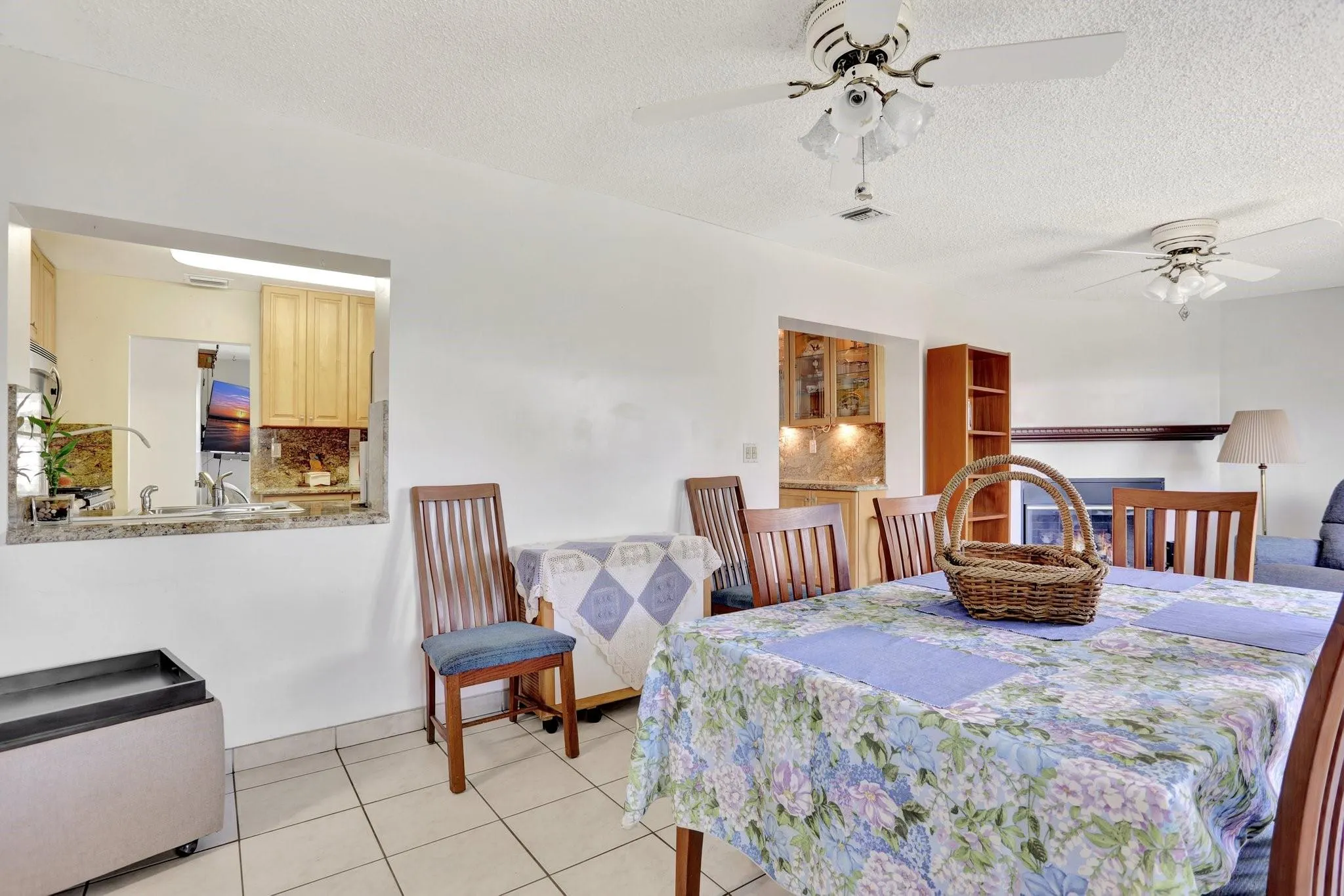 217 SW 9th Ct