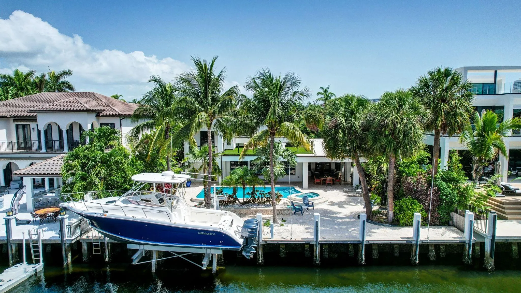 2632 Sea Island Dr