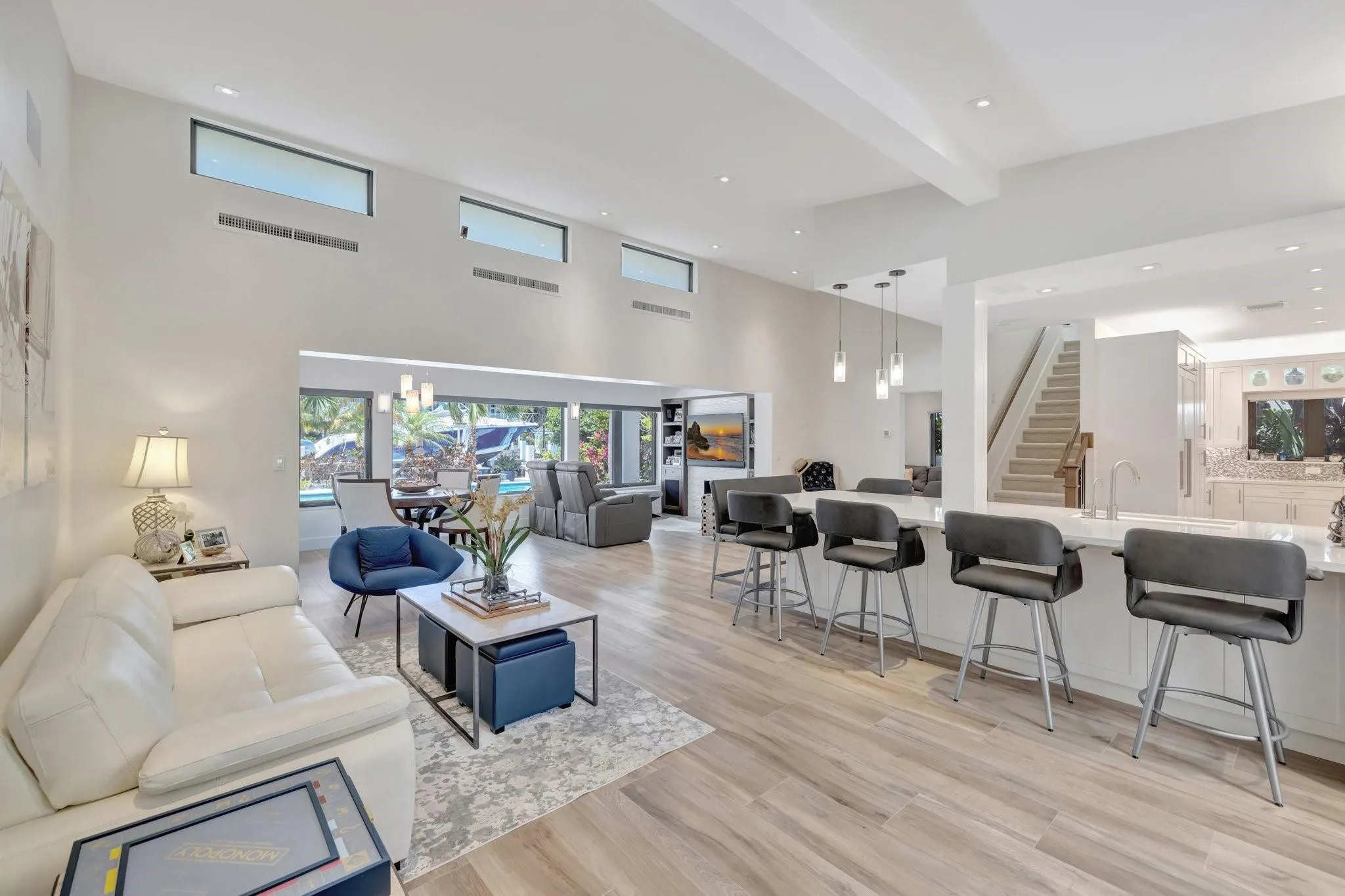 2632 Sea Island Dr