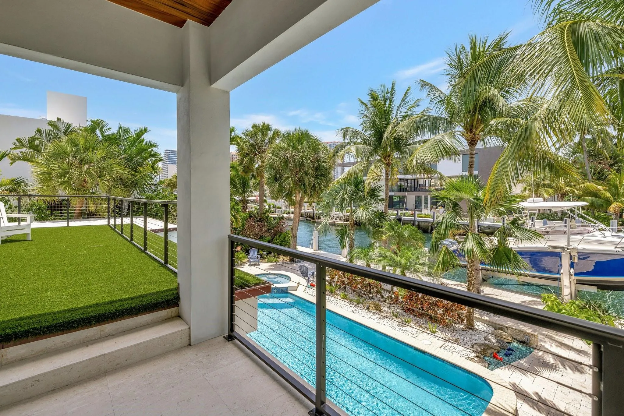2632 Sea Island Dr