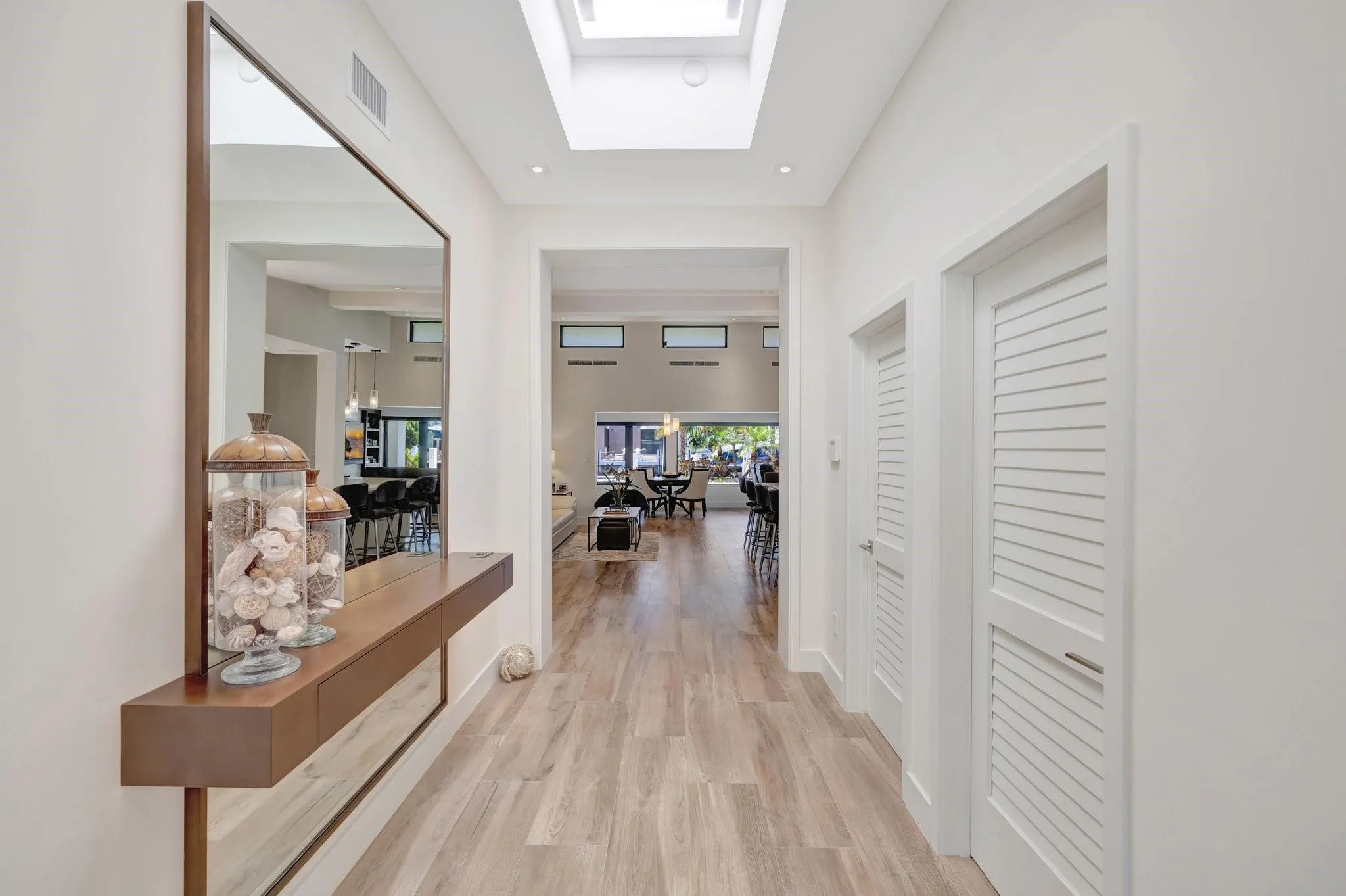 2632 Sea Island Dr