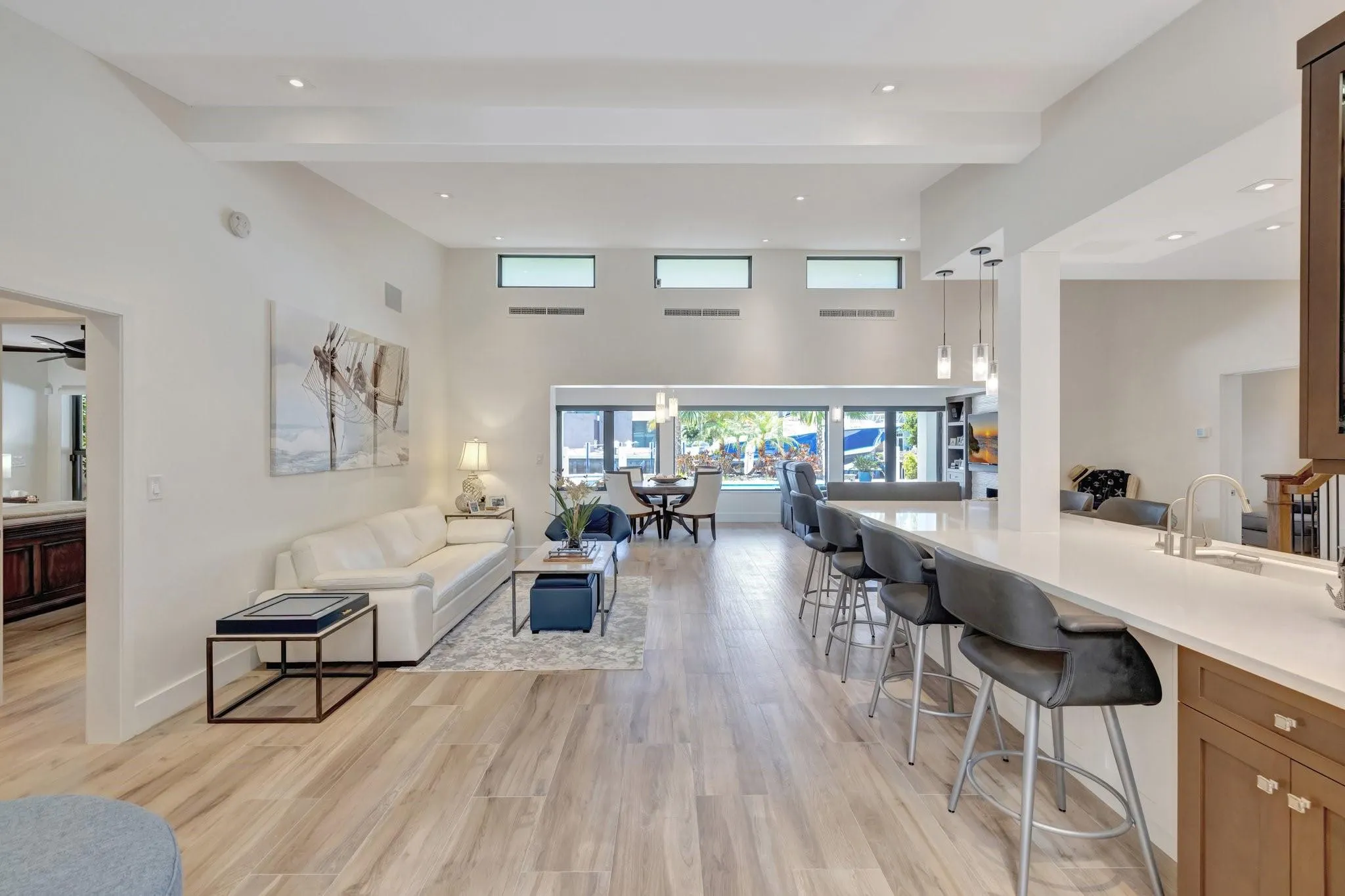 2632 Sea Island Dr
