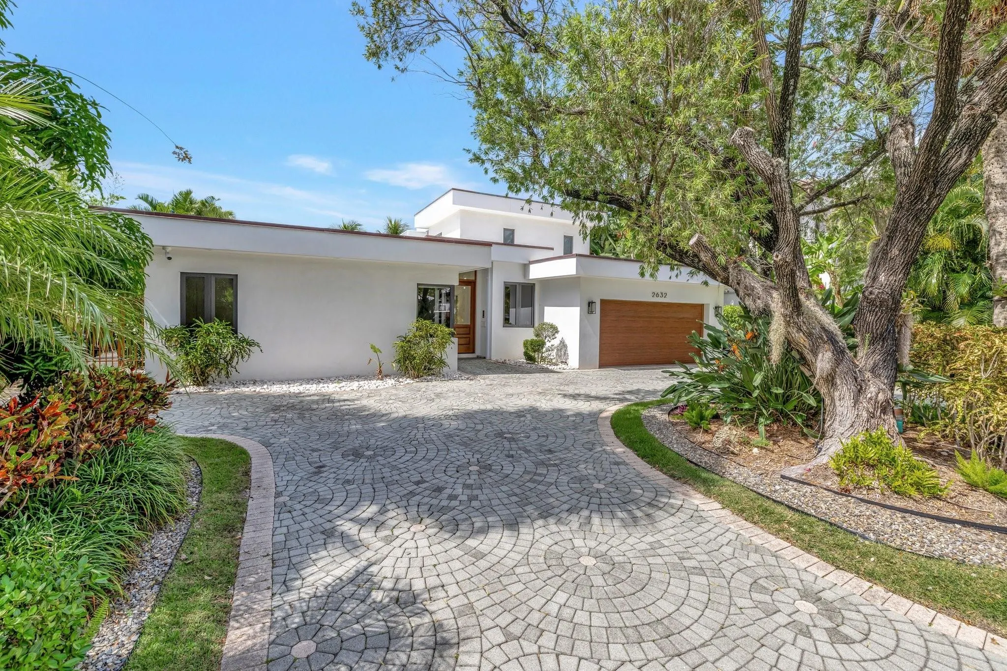 2632 Sea Island Dr
