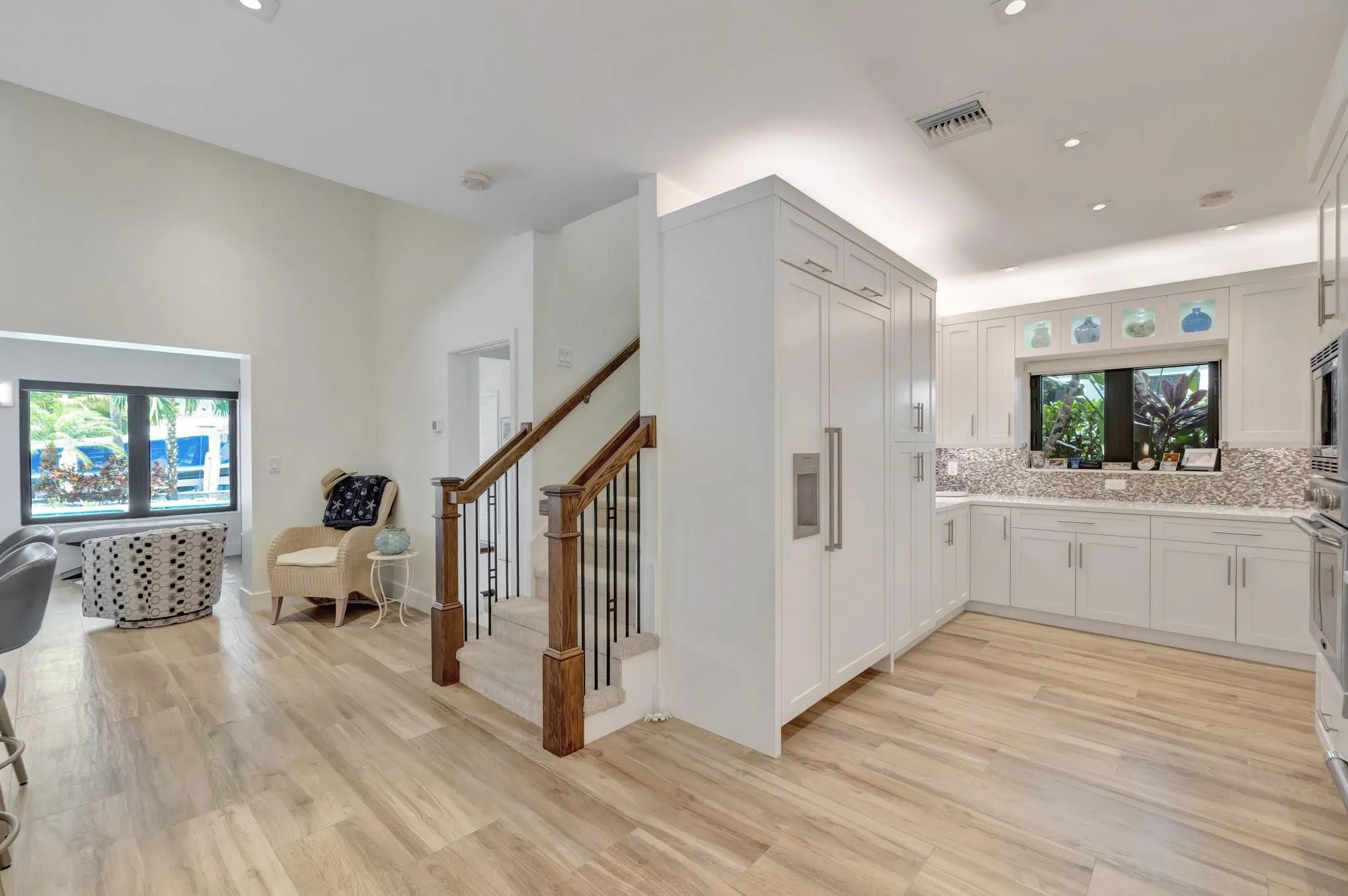 2632 Sea Island Dr