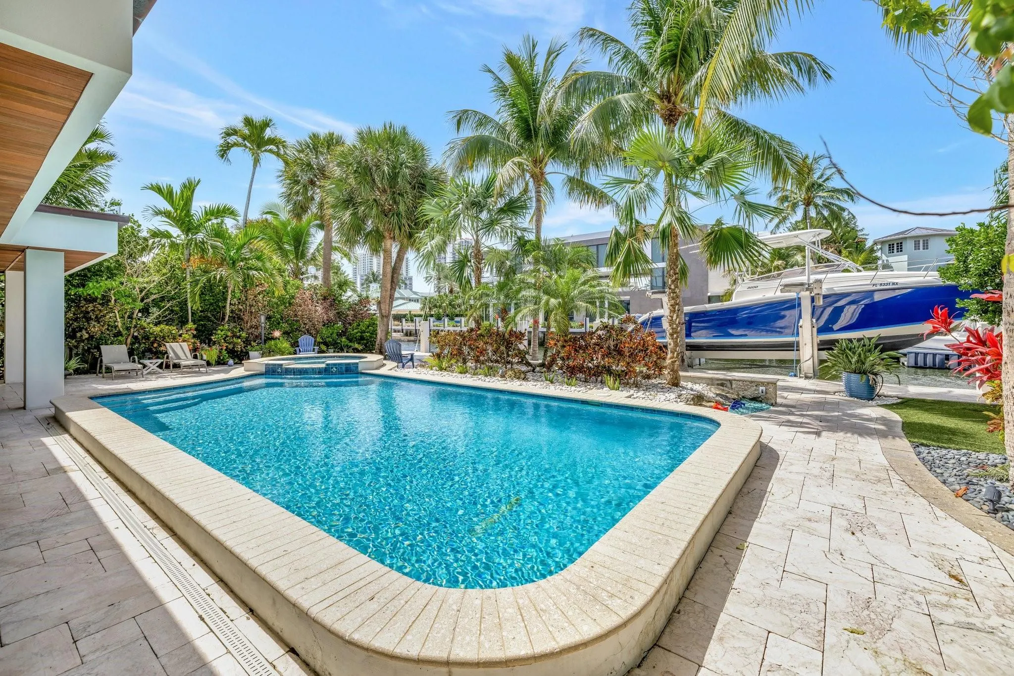 2632 Sea Island Dr