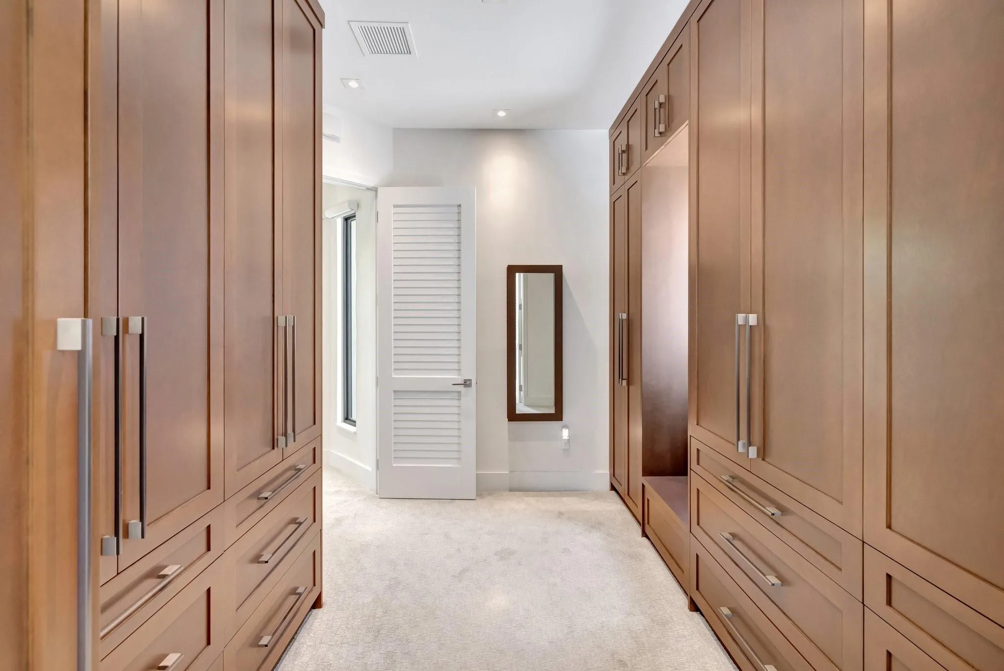 2632 Sea Island Dr