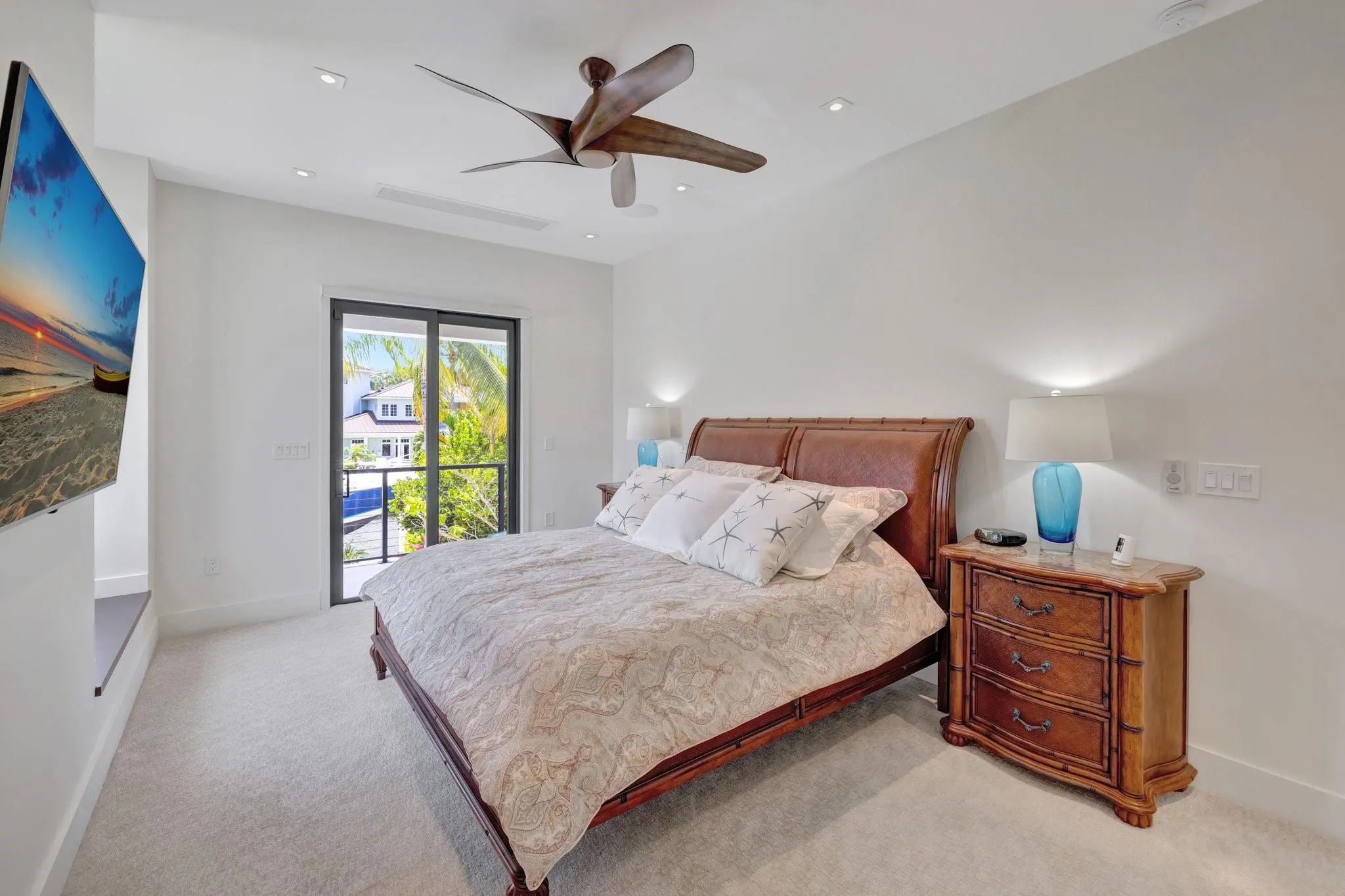 2632 Sea Island Dr