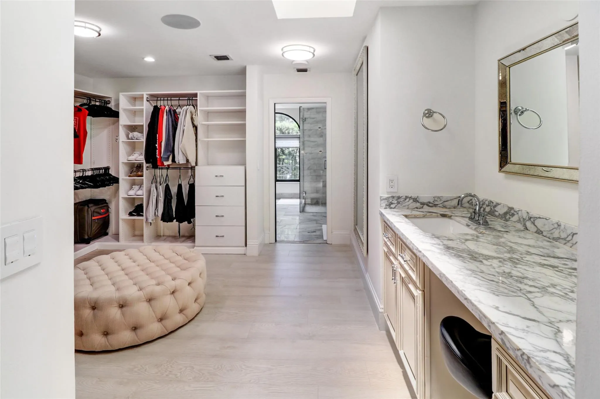 8250 NW 49th Mnr