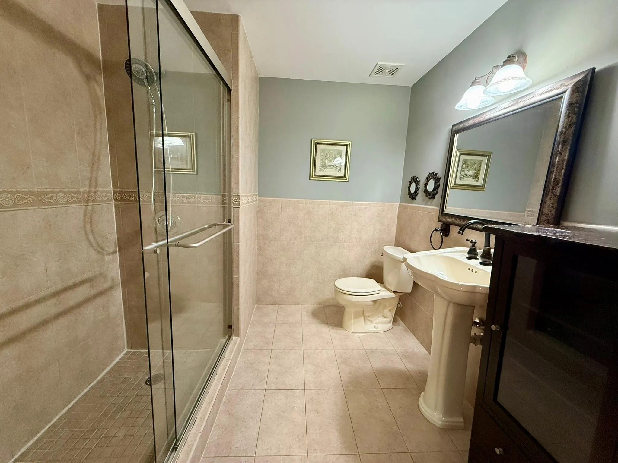 1402 Veracruz Ln