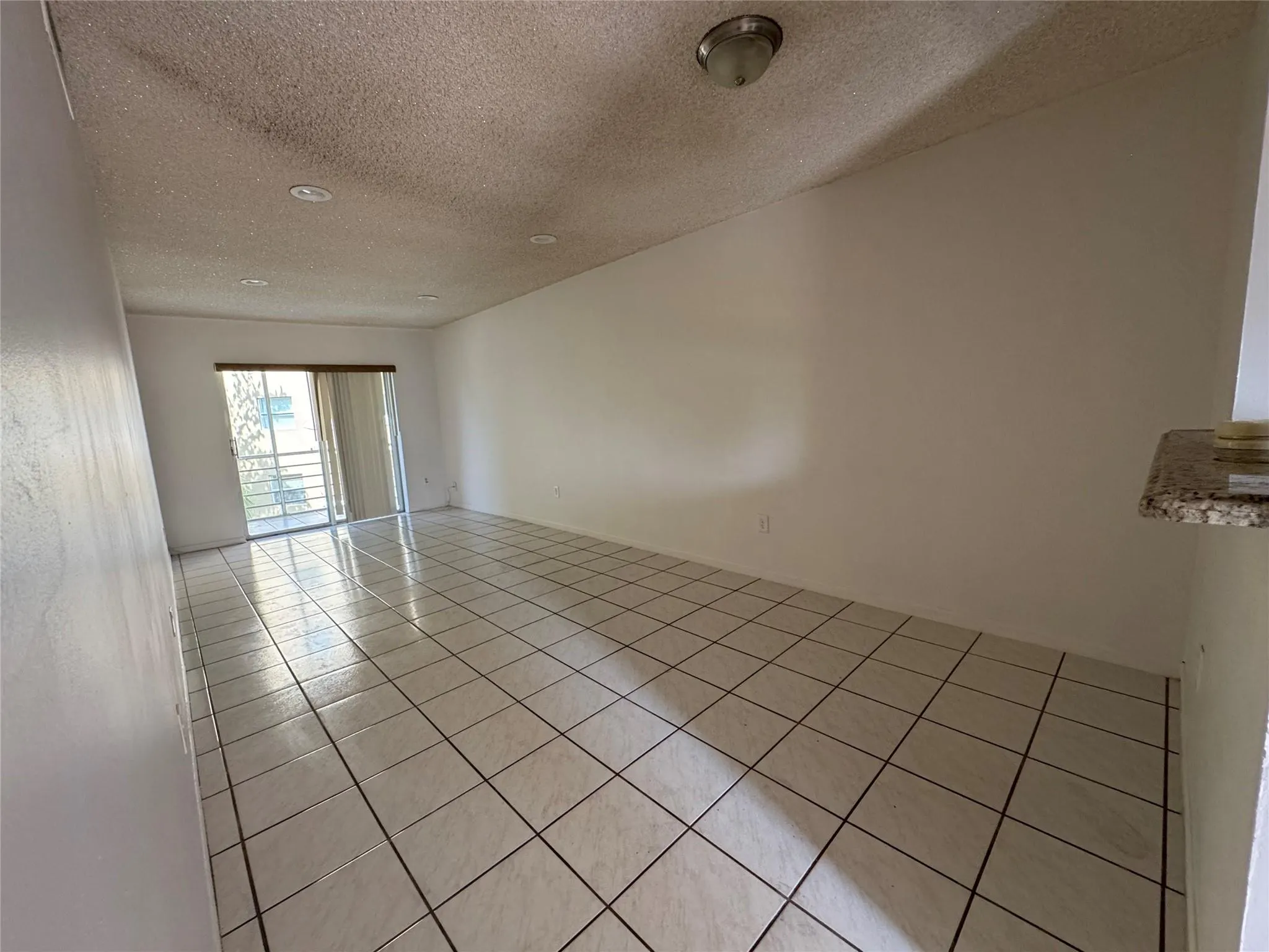 4111 Stirling Rd, #304