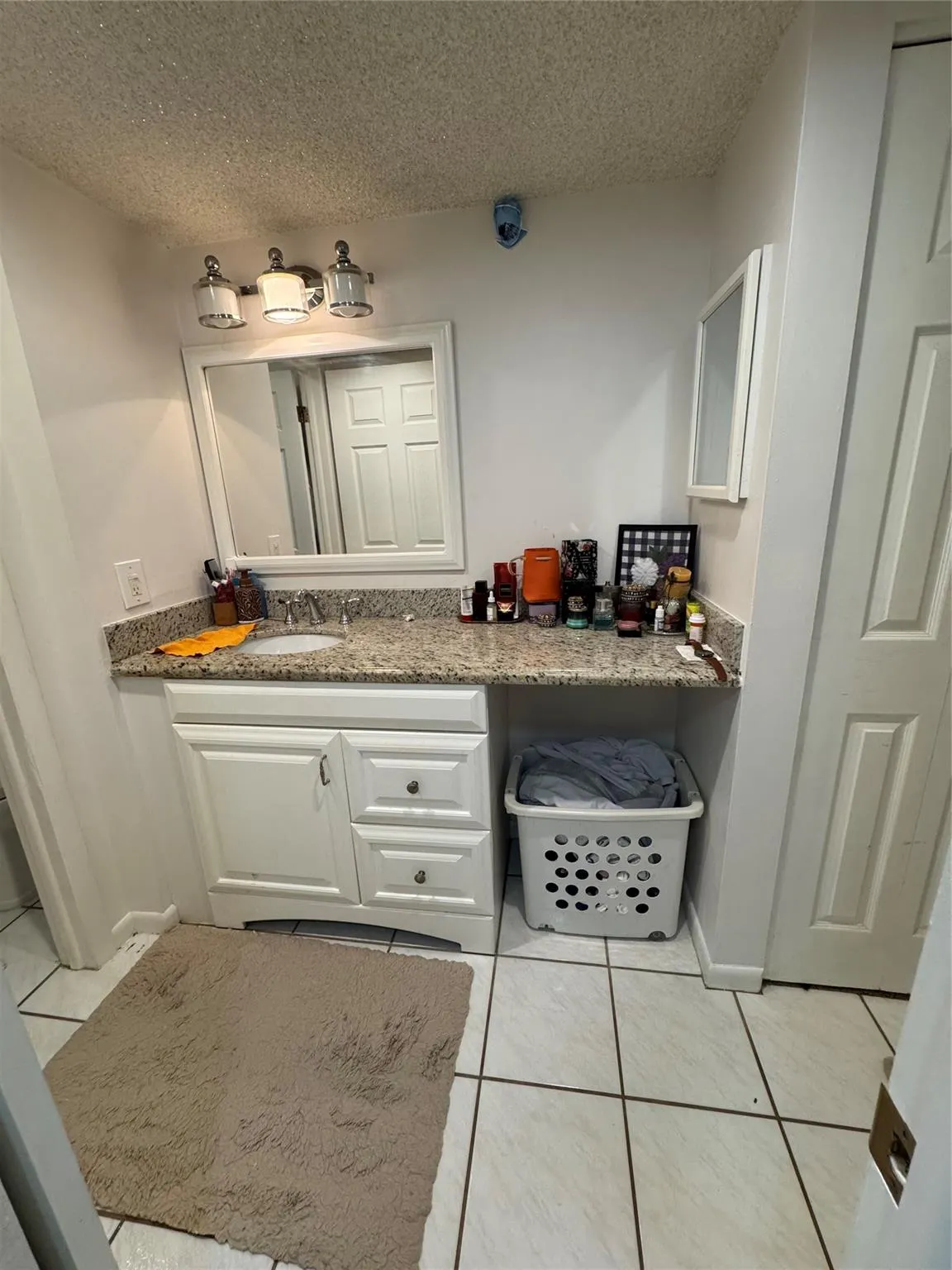 4111 Stirling Rd, #304