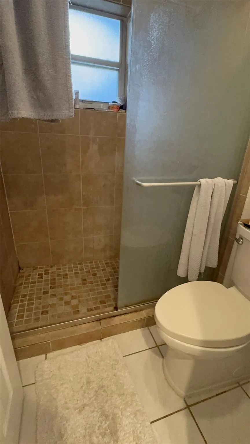 4111 Stirling Rd, #304