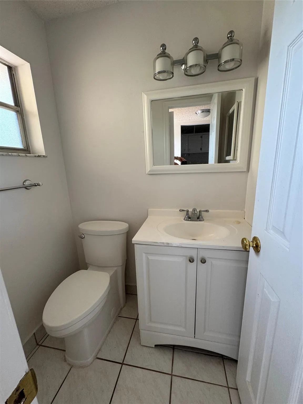 4111 Stirling Rd, #304