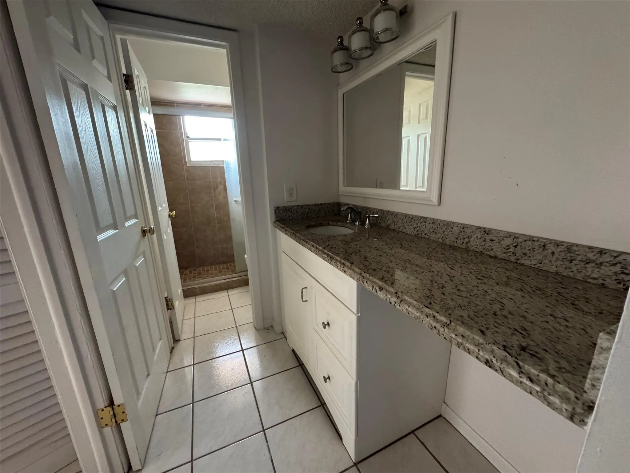 4111 Stirling Rd, #304
