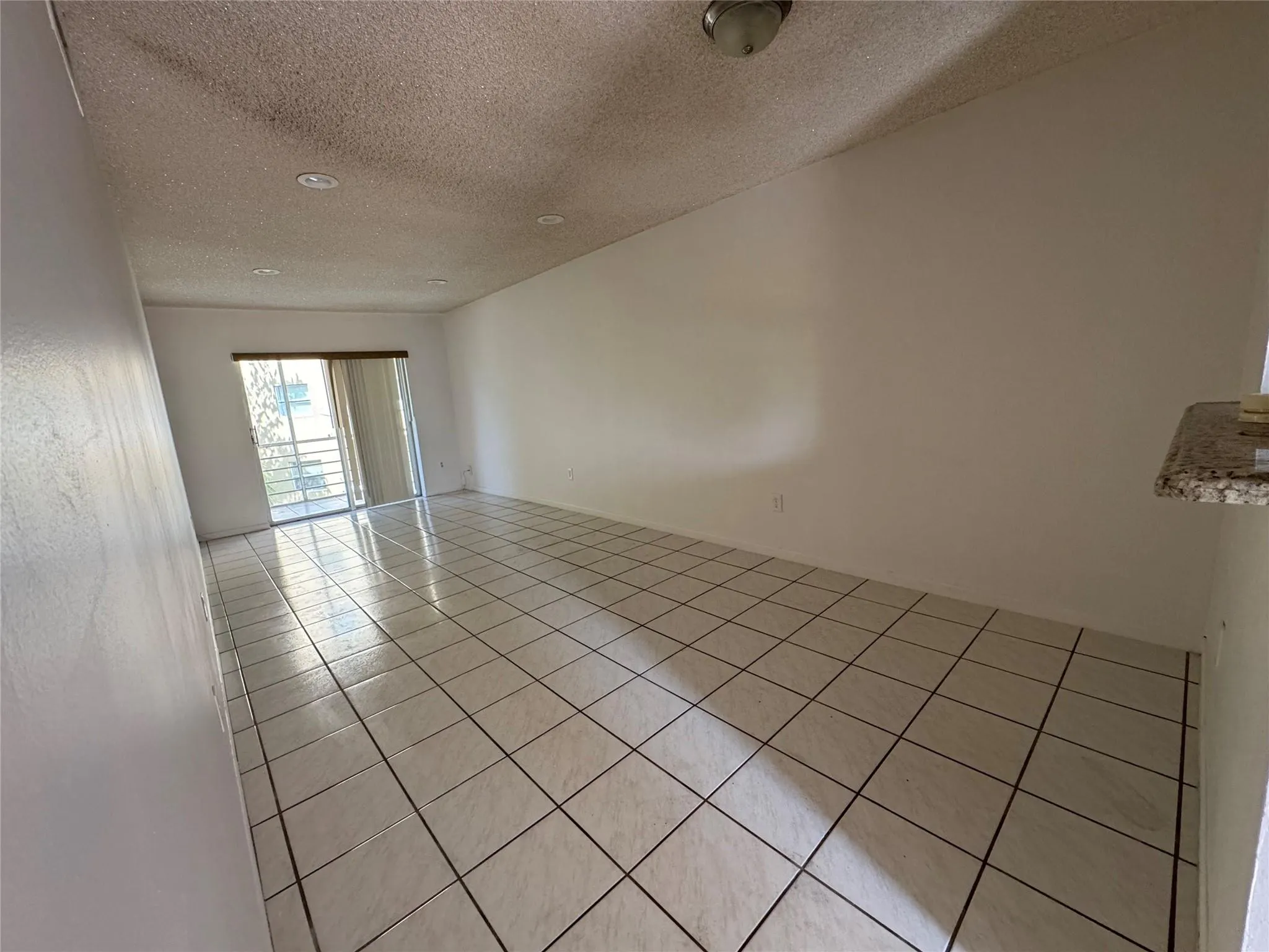 4111 Stirling Rd, #304
