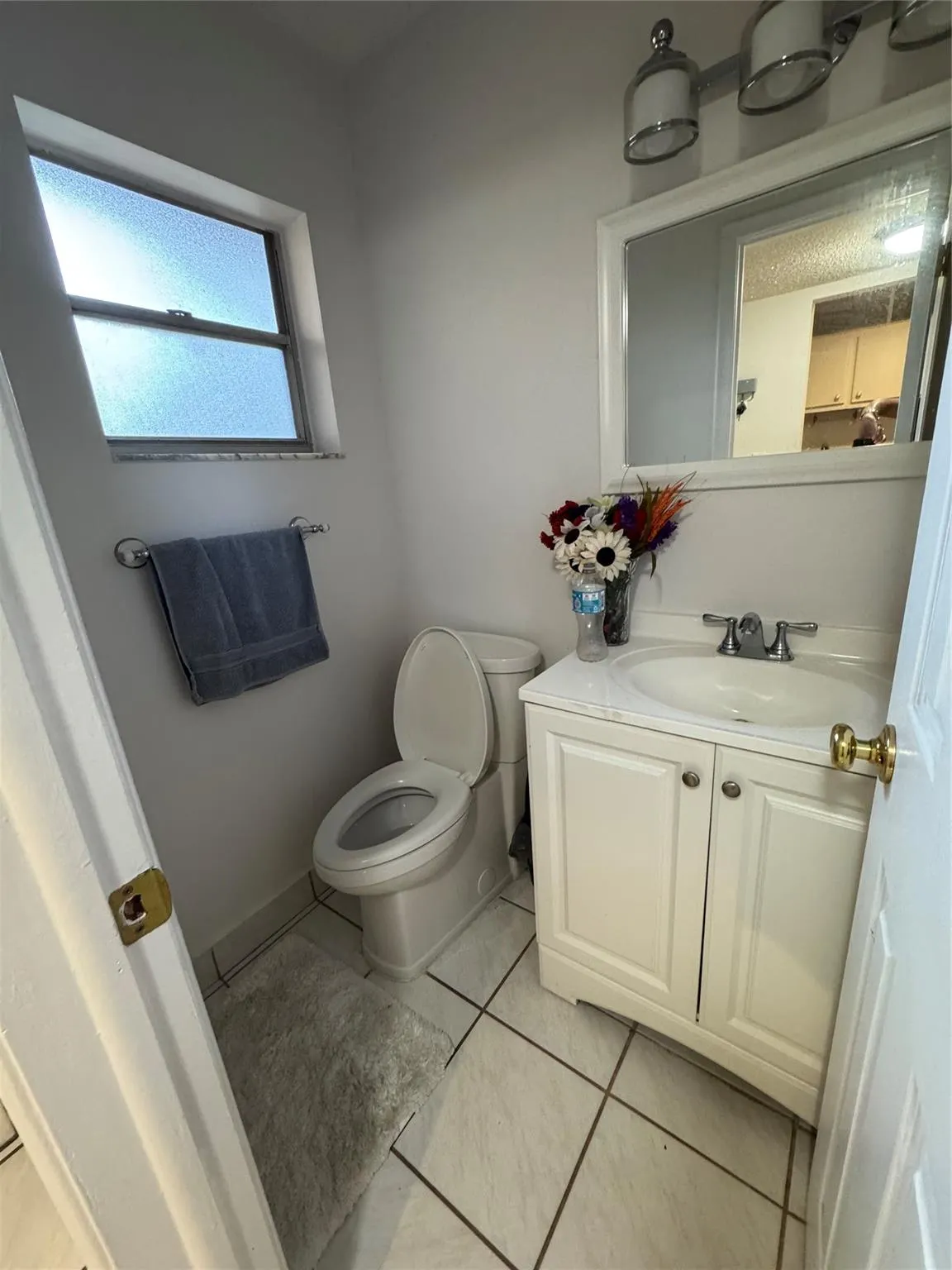 4111 Stirling Rd, #304