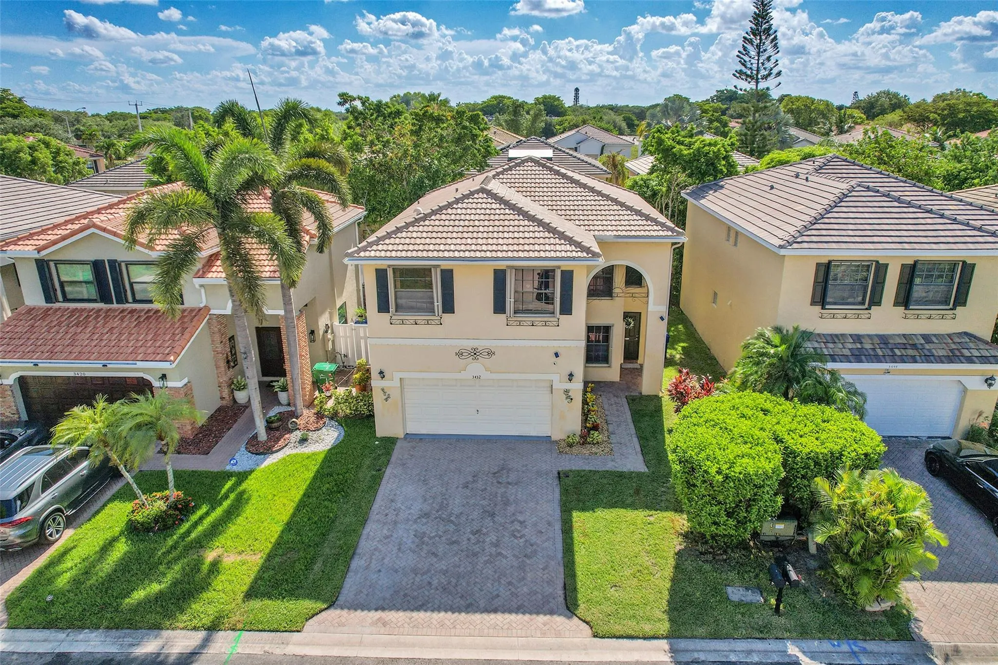 3432 NW 112th Ter