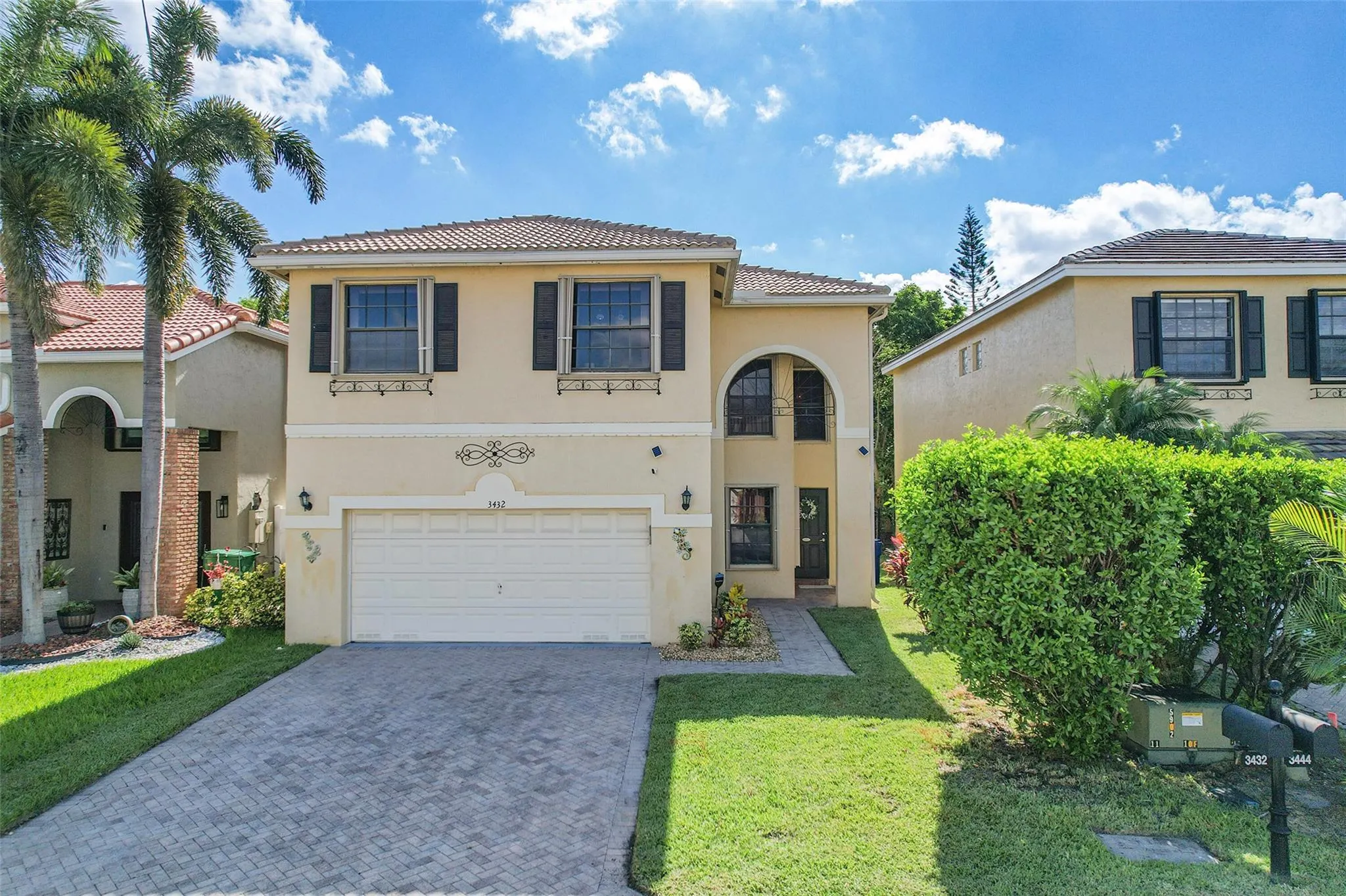 3432 NW 112th Ter