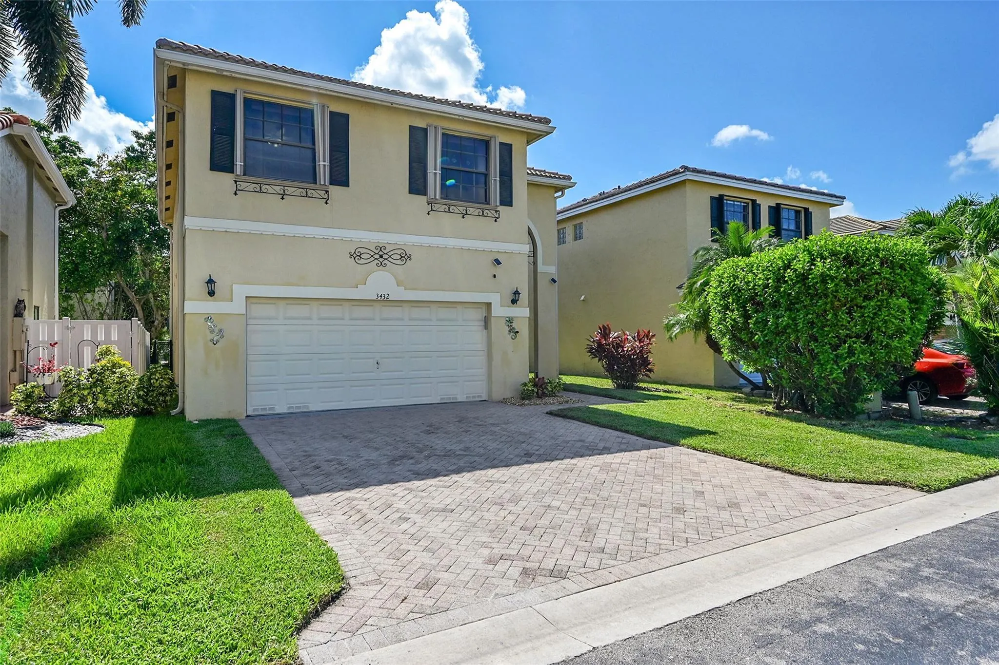 3432 NW 112th Ter