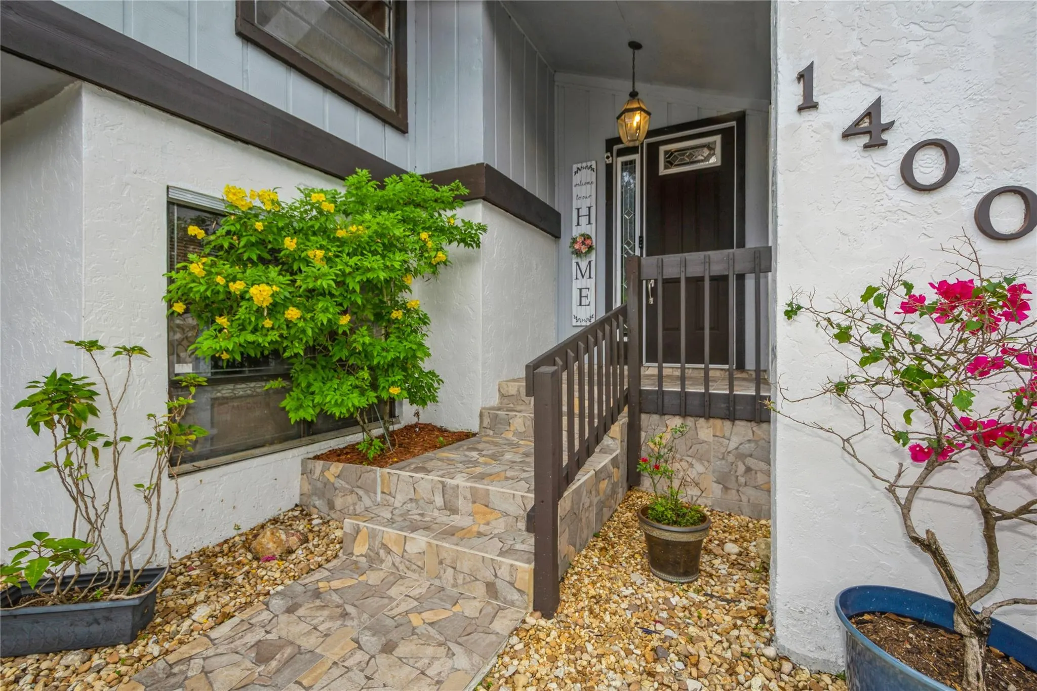 1400 W Sandpiper Cir