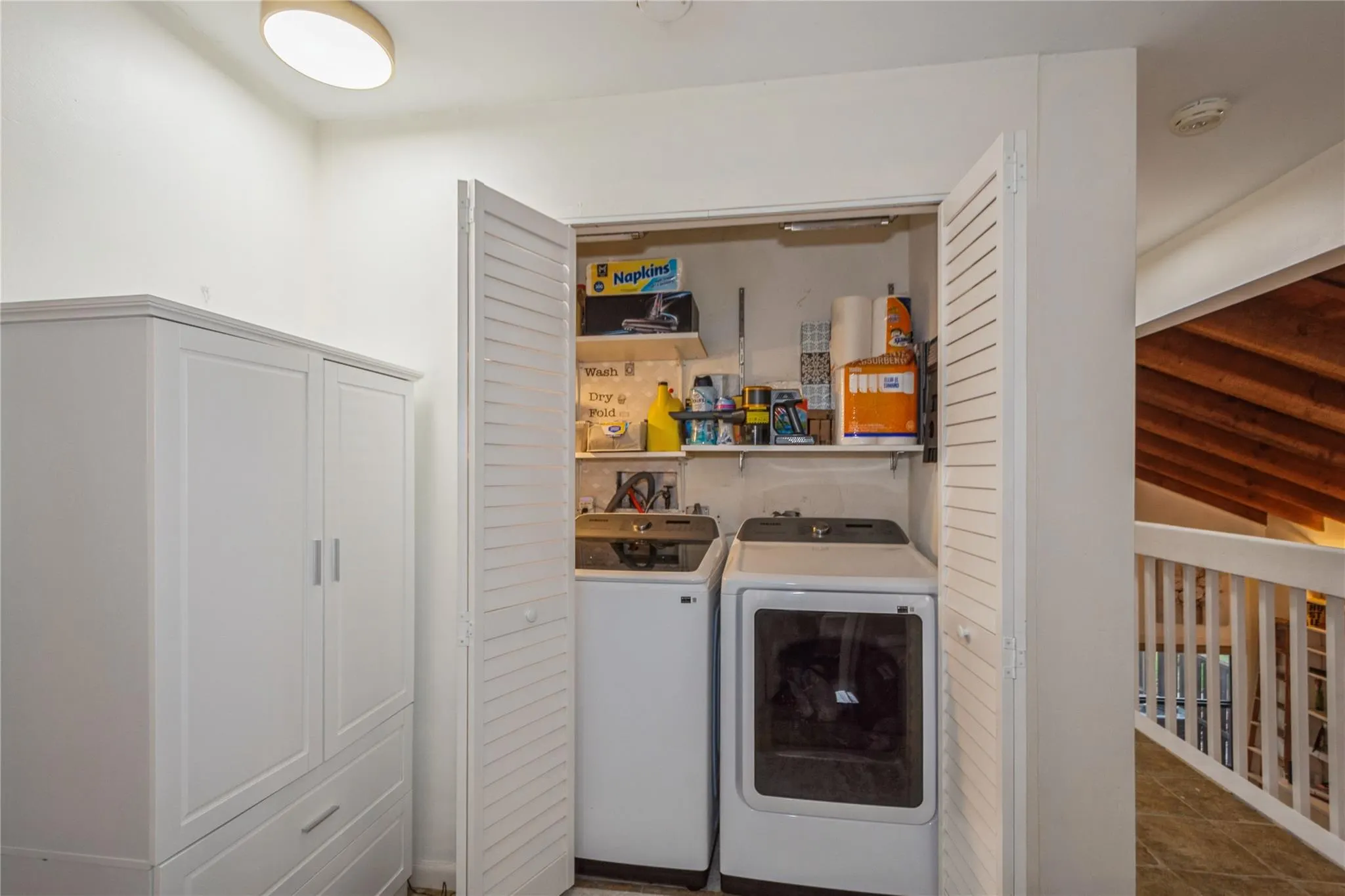 1400 W Sandpiper Cir